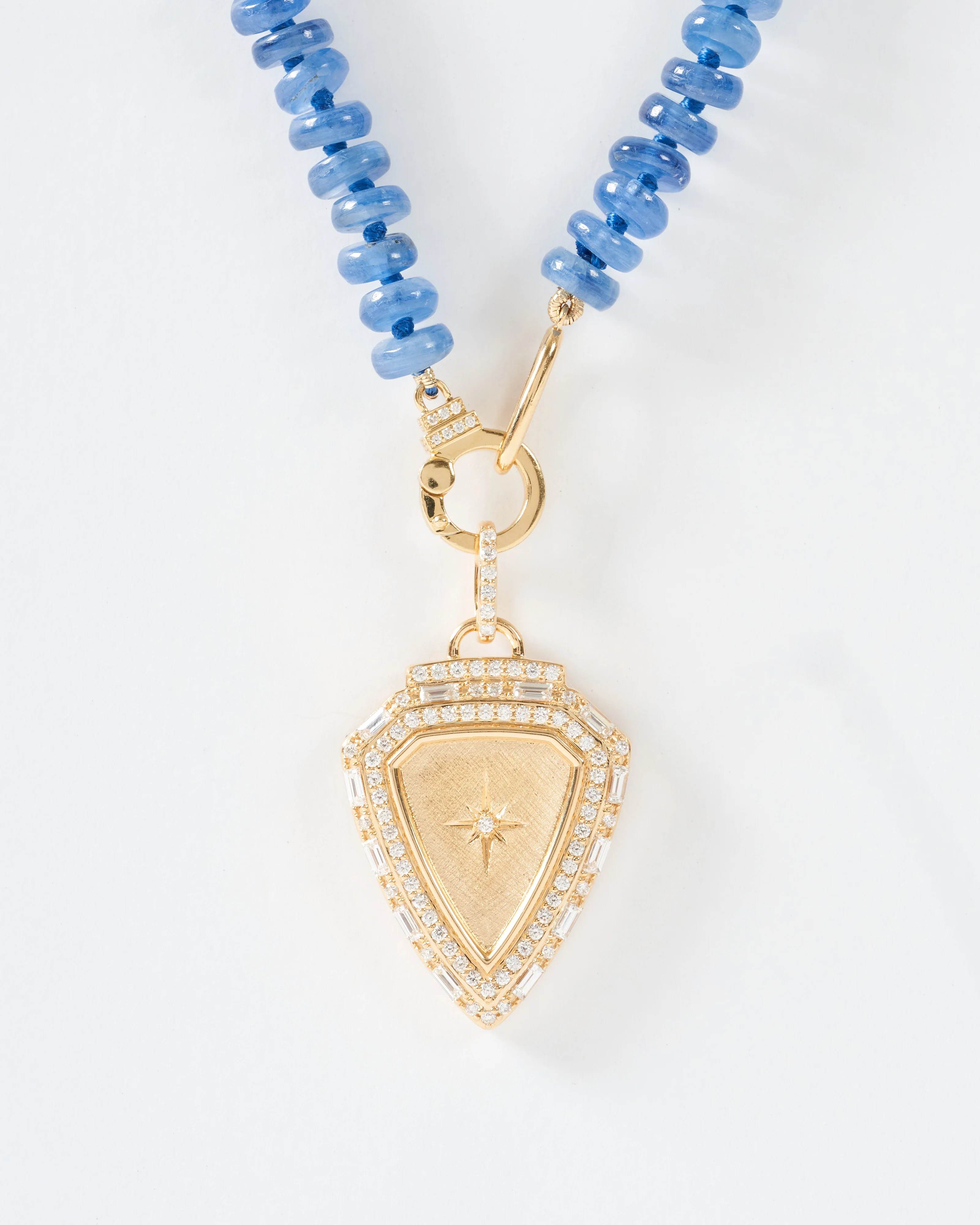 22" beaded necklace with clasp - Image 5
