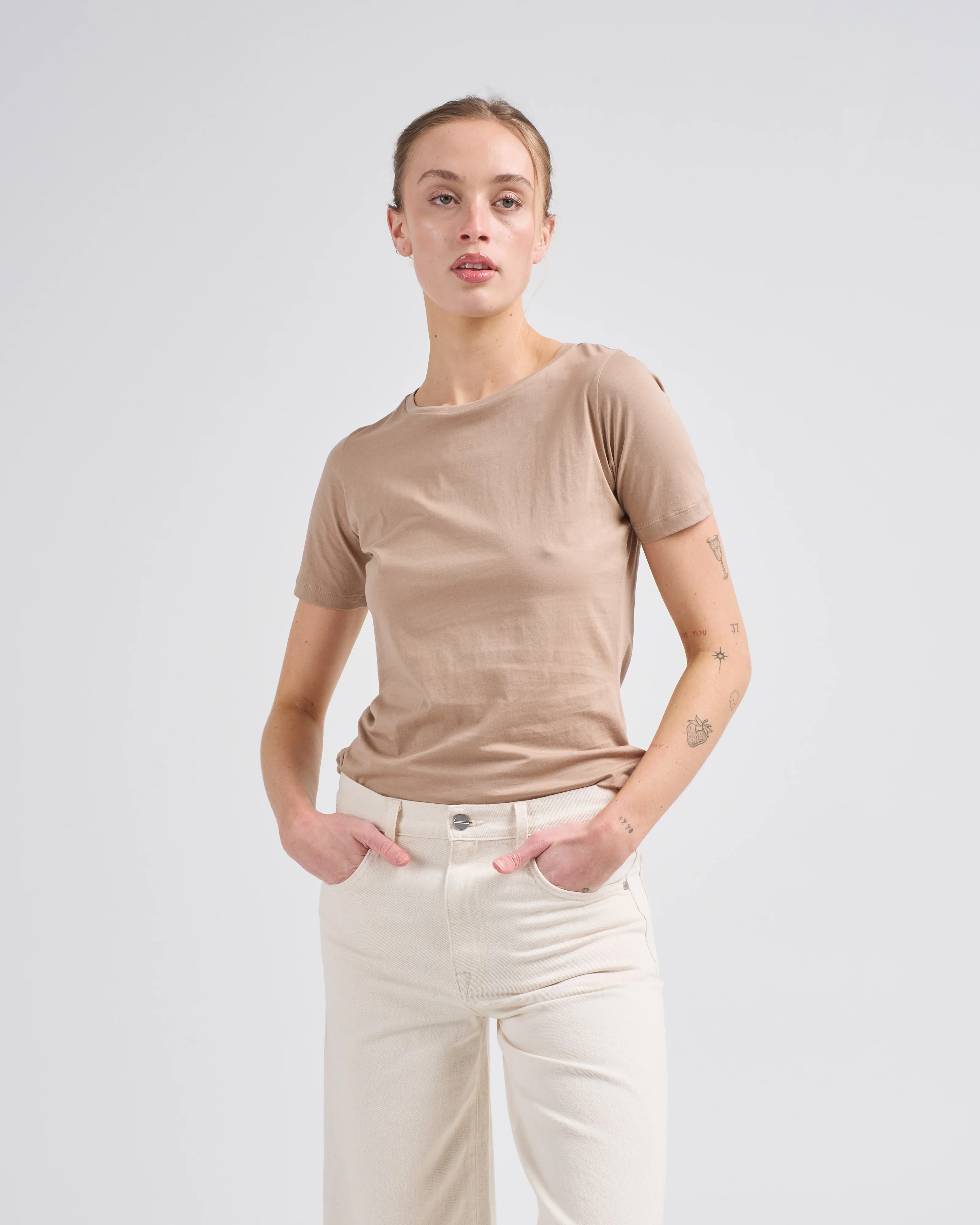 fanny tee - Image 2