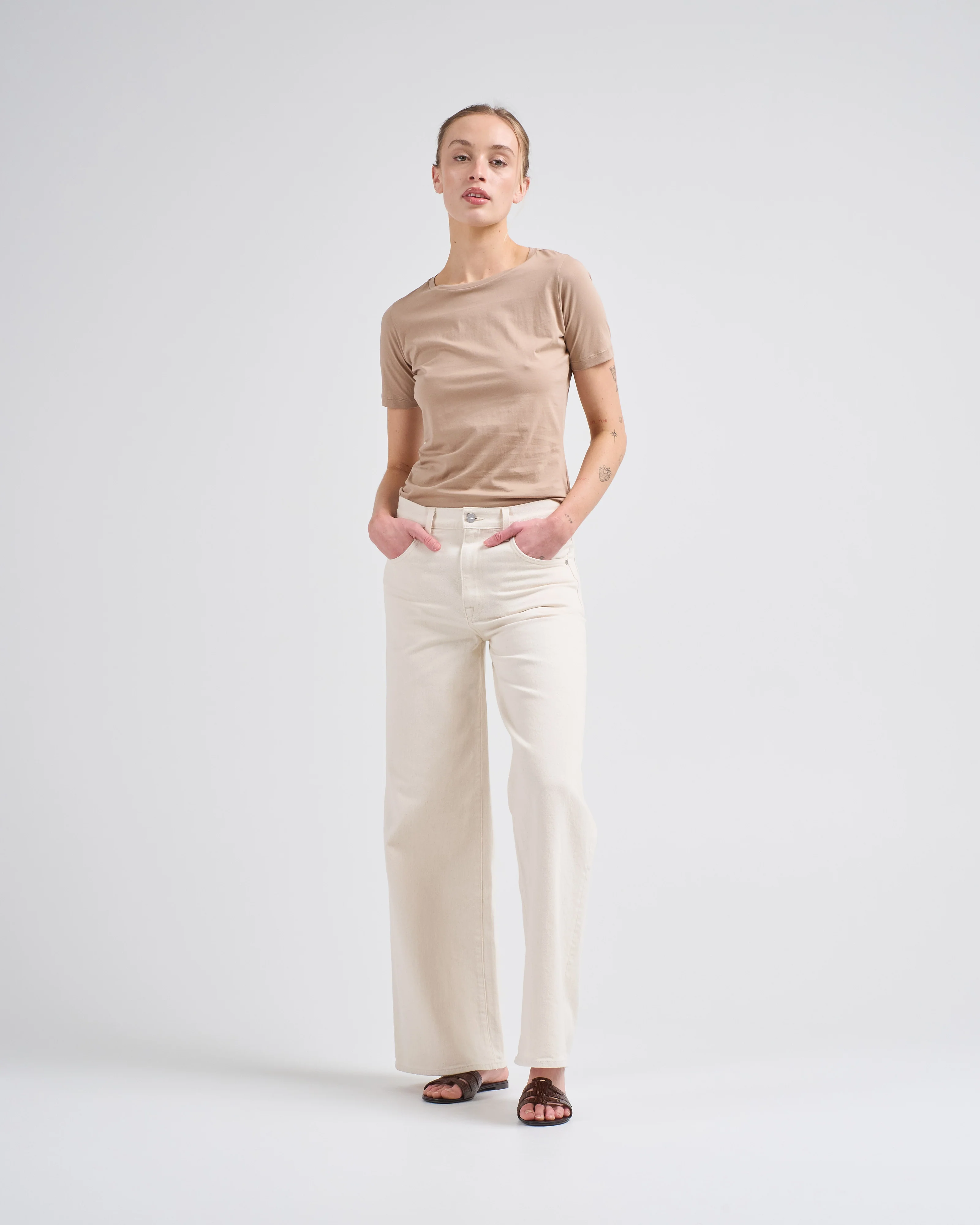 fanny tee - Image 7