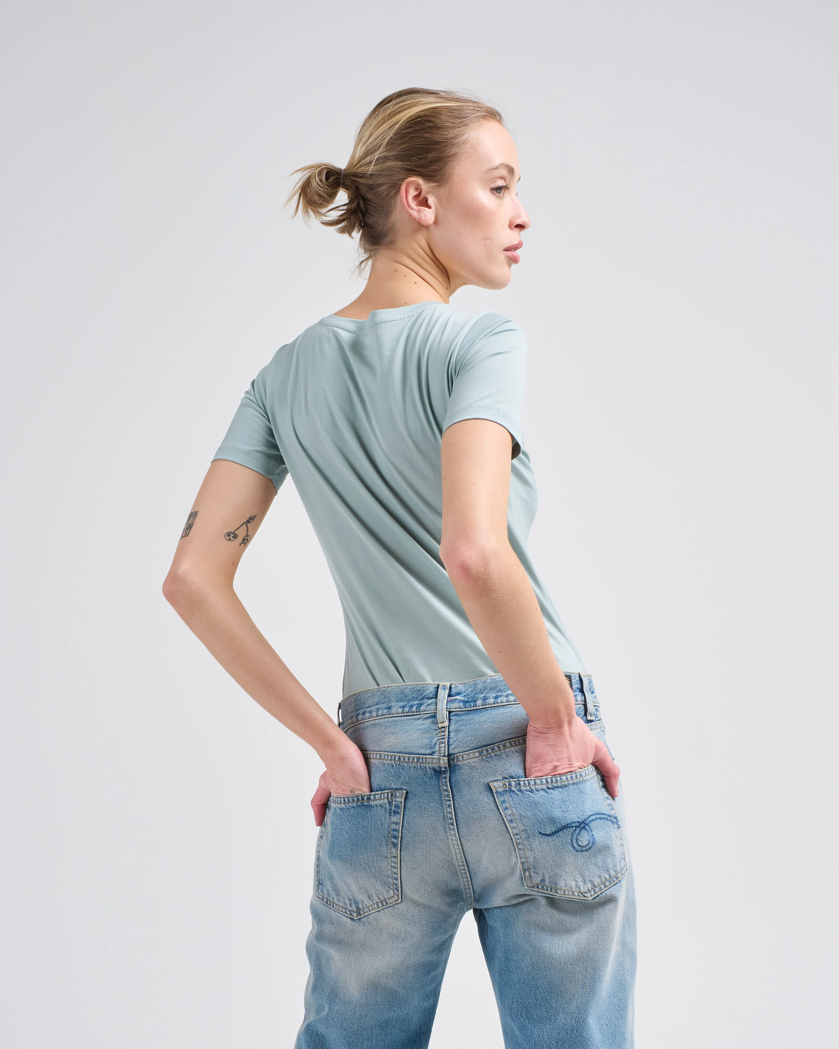 fanny tee - Image 2