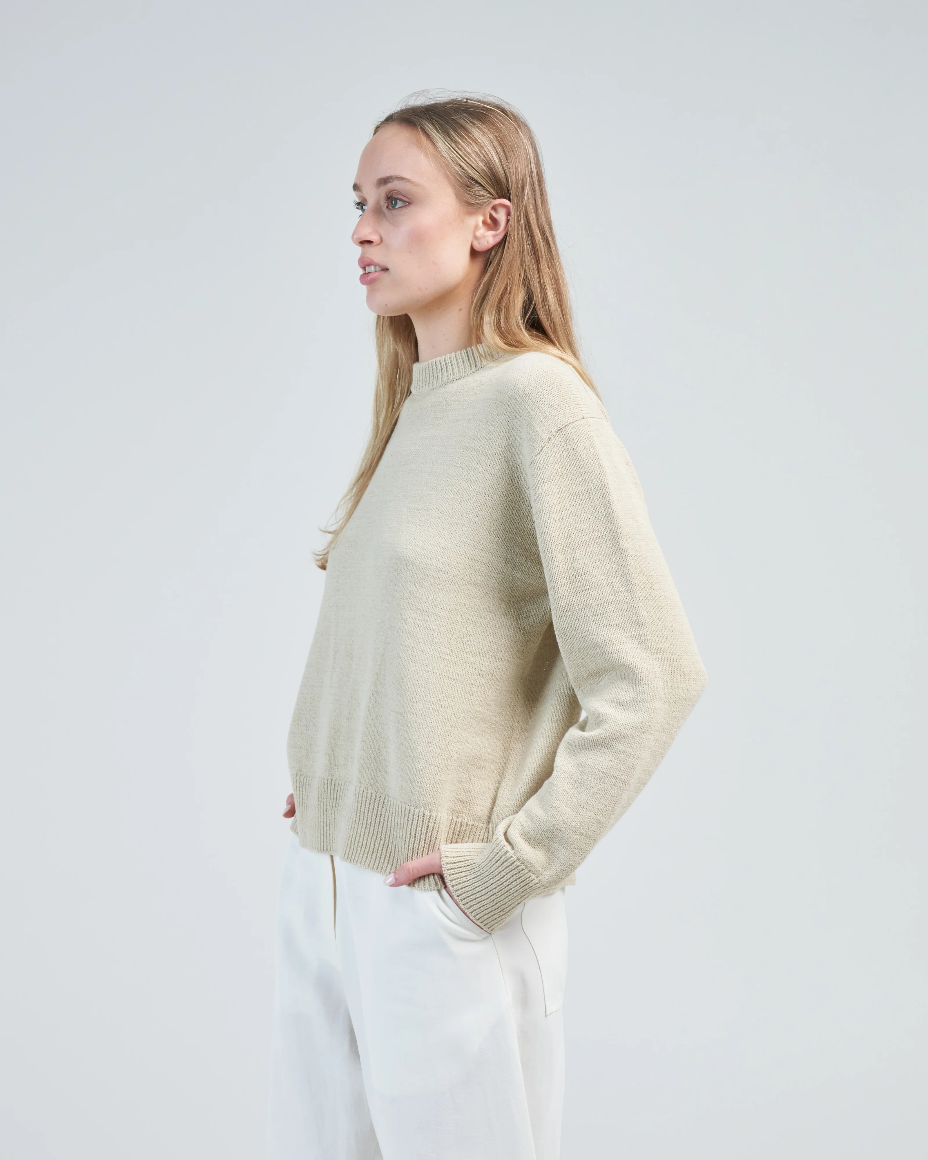 open back crew neck - Image 3
