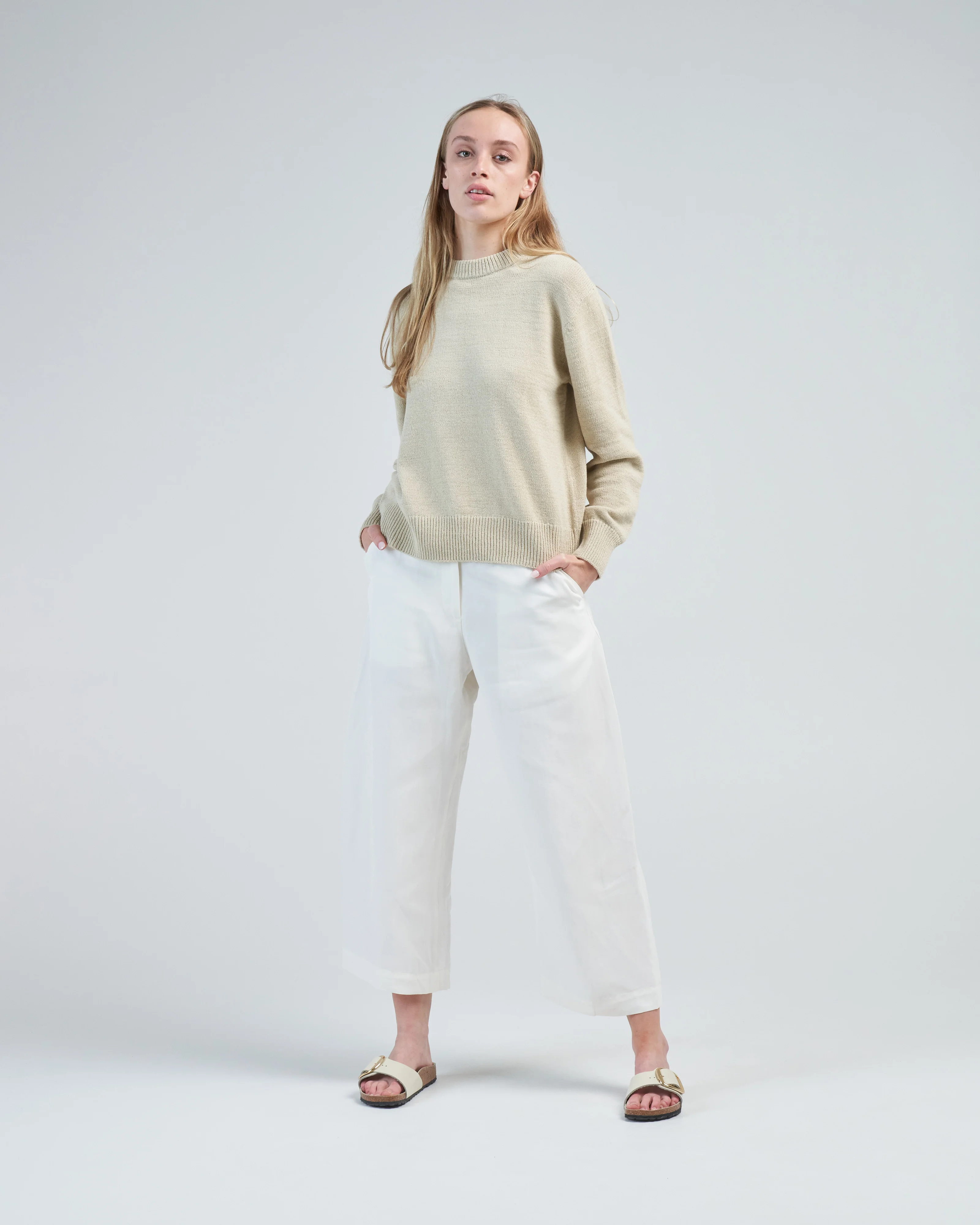 open back crew neck - Image 5