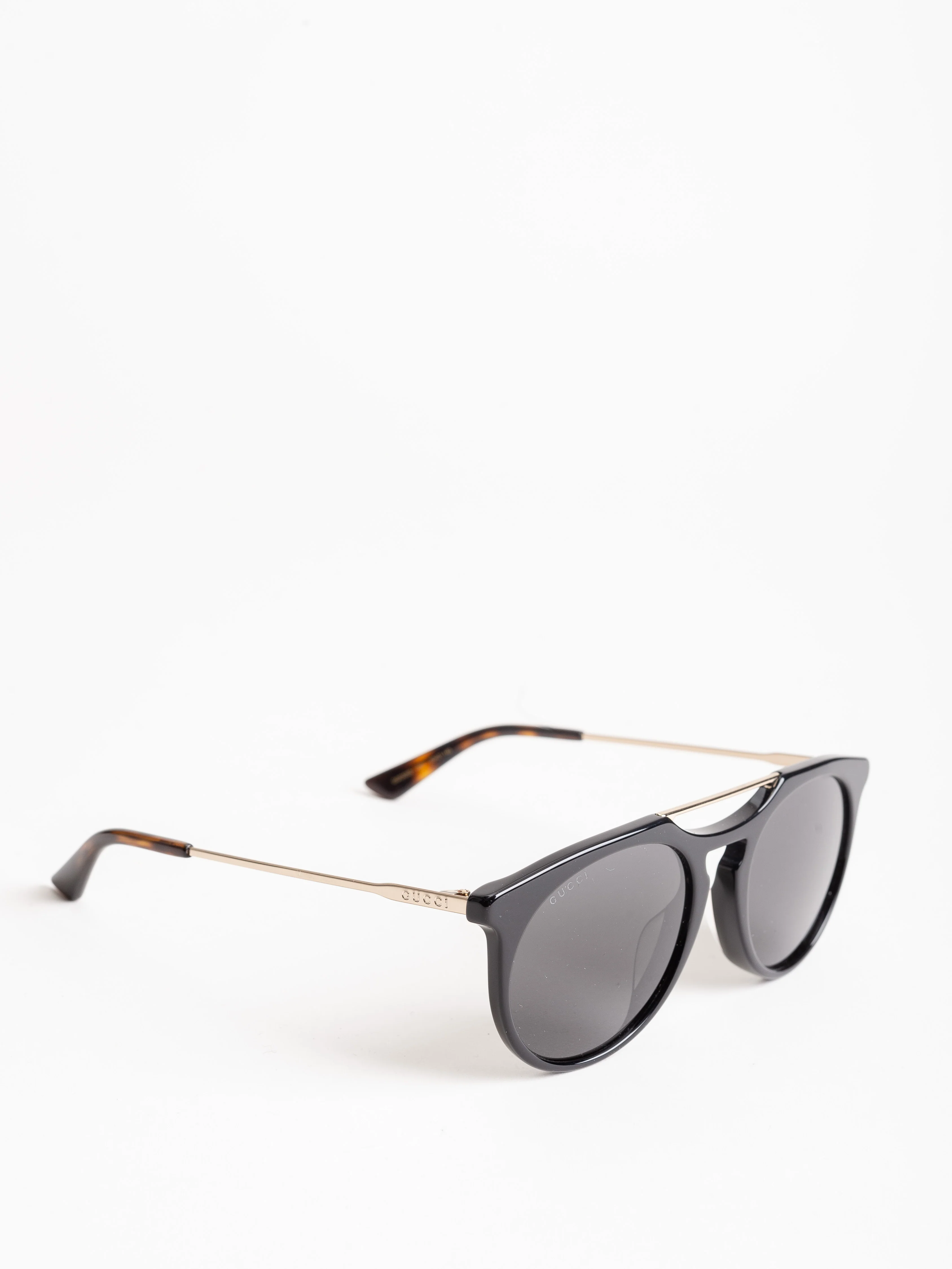 GG0320S sunglasses - Image 2