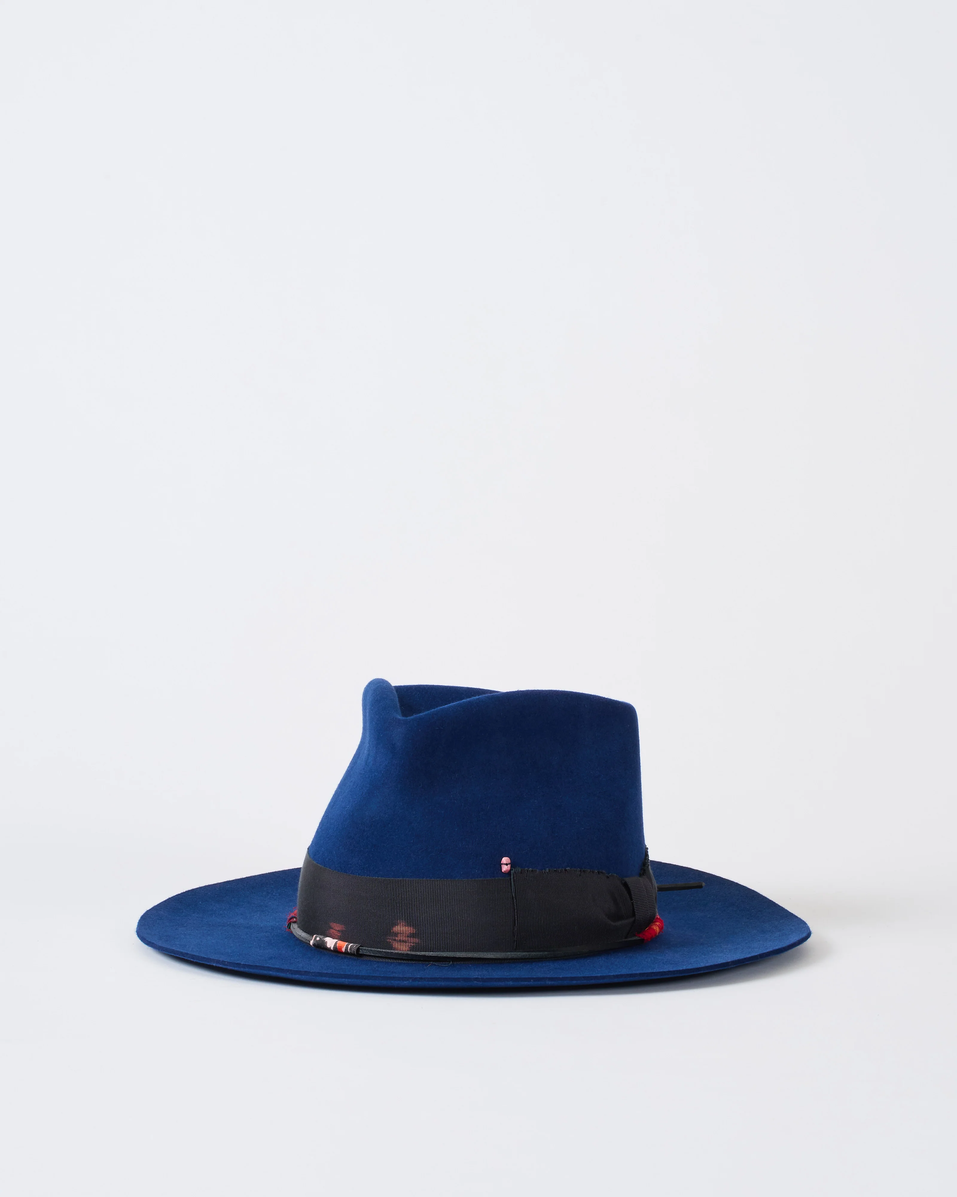 destino mend hat - Image 4
