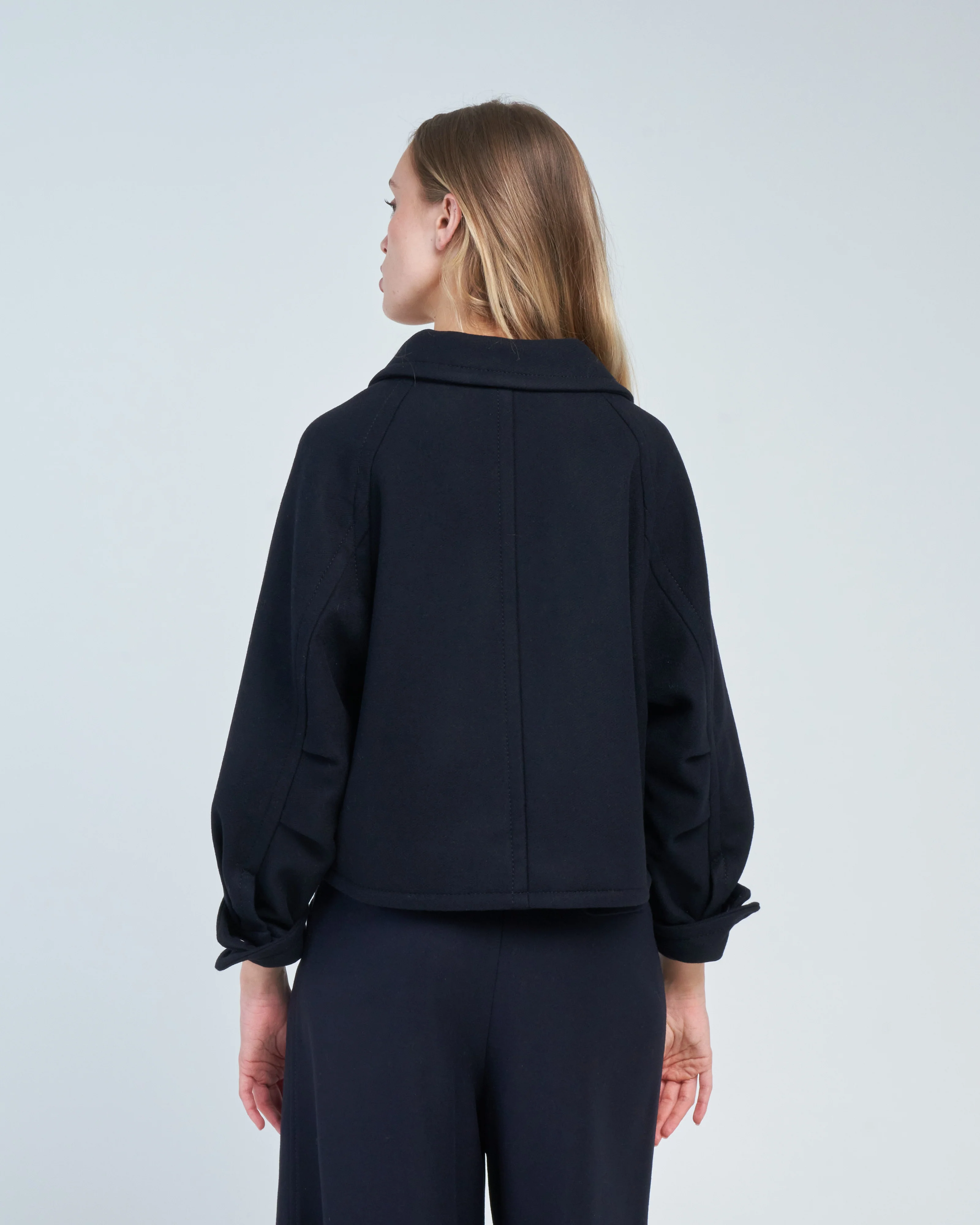 jacket loose - Image 4