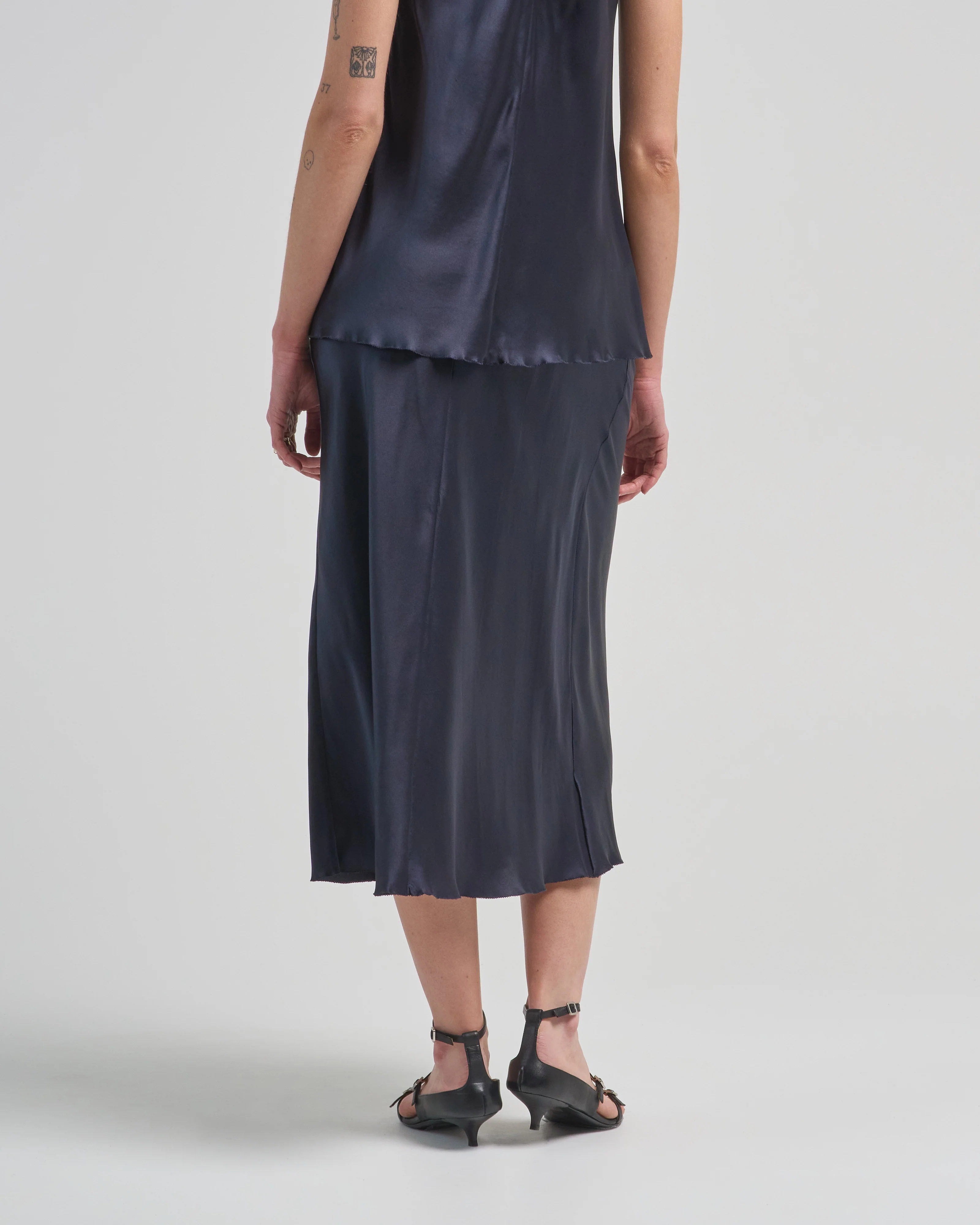 satin skirt - Image 4