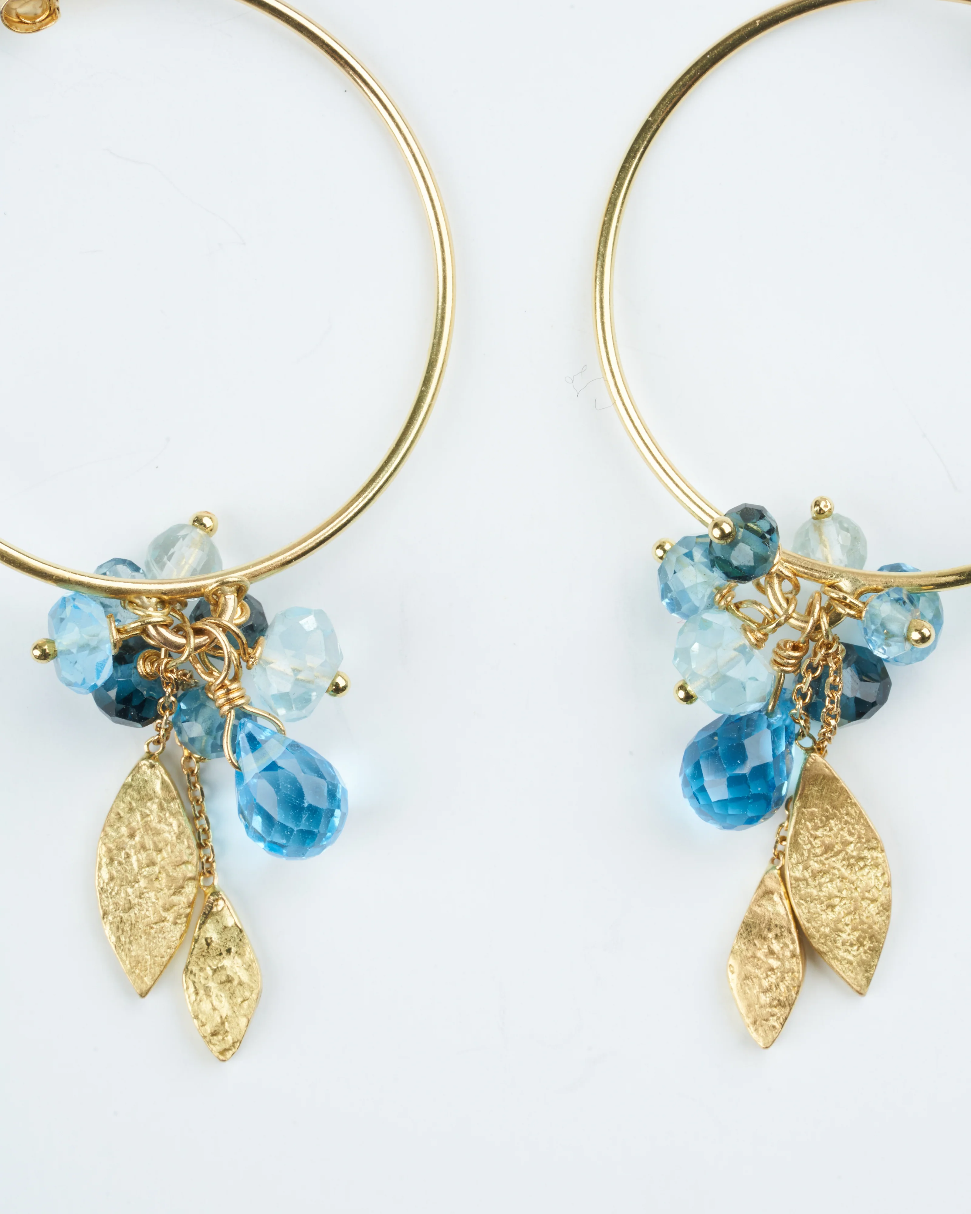 beaded hoops with gold leaves blue sapphires - gold - Image 3