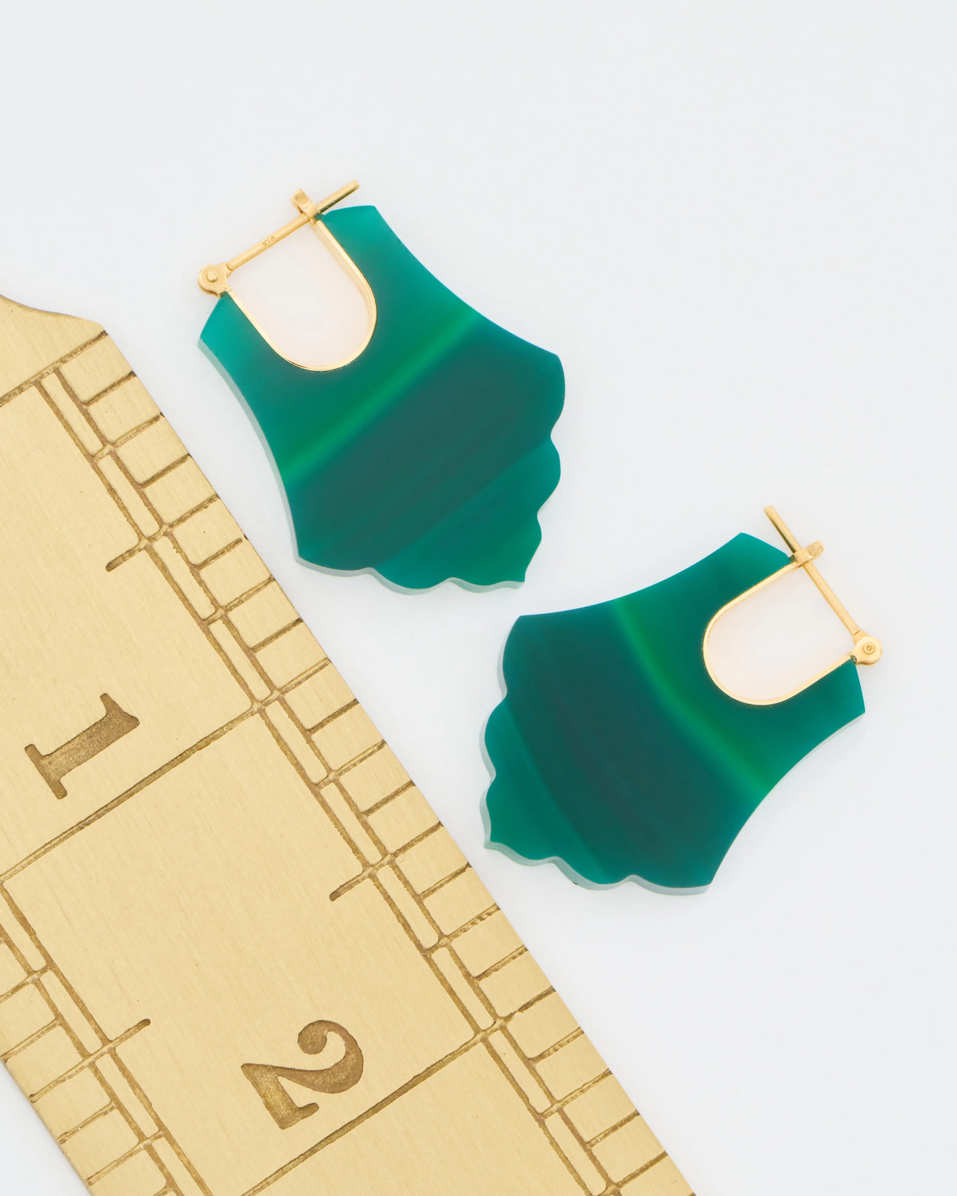 green agate acanthus crest earrings - Image 8