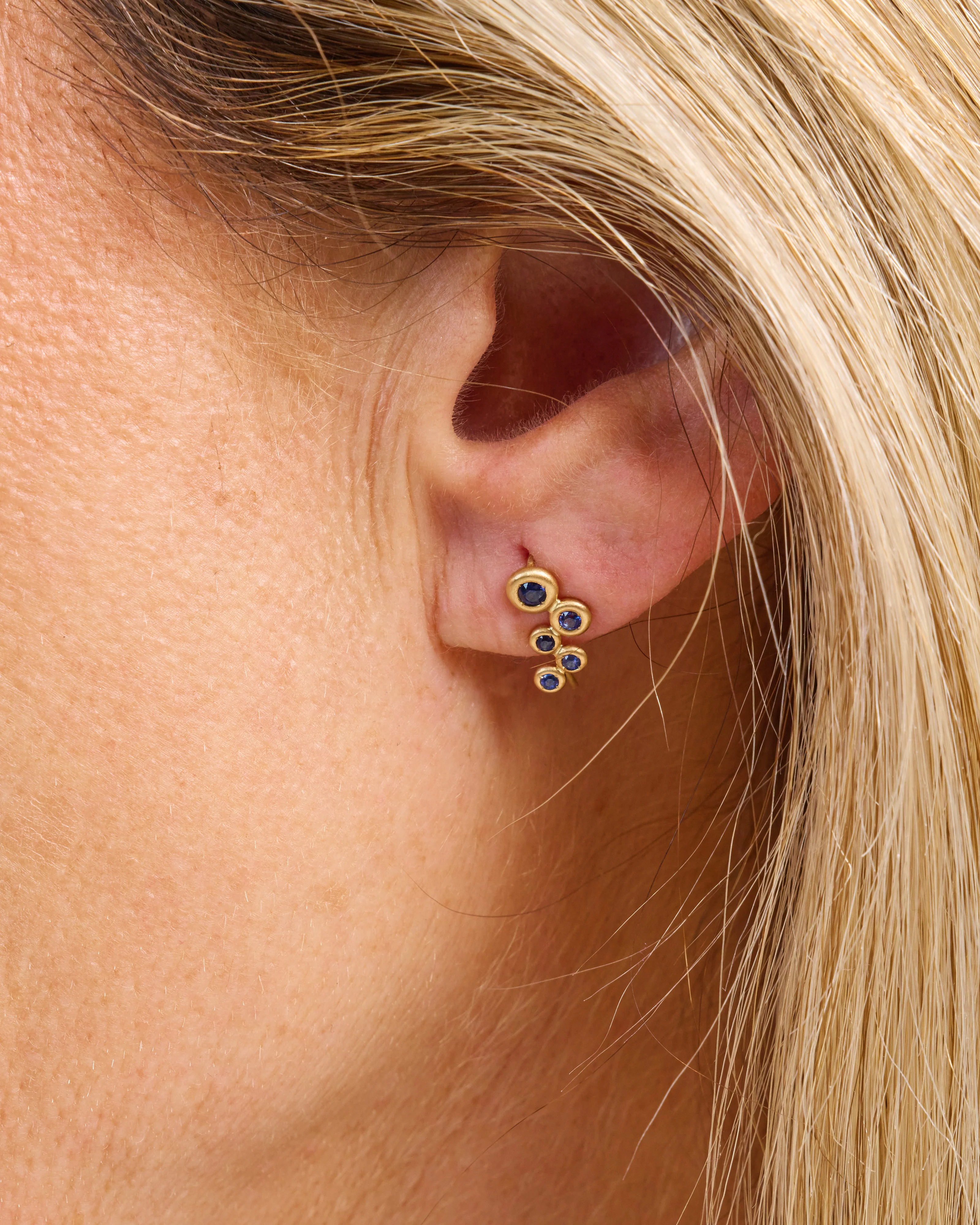 small puff gradation sapphire earrings - Image 9