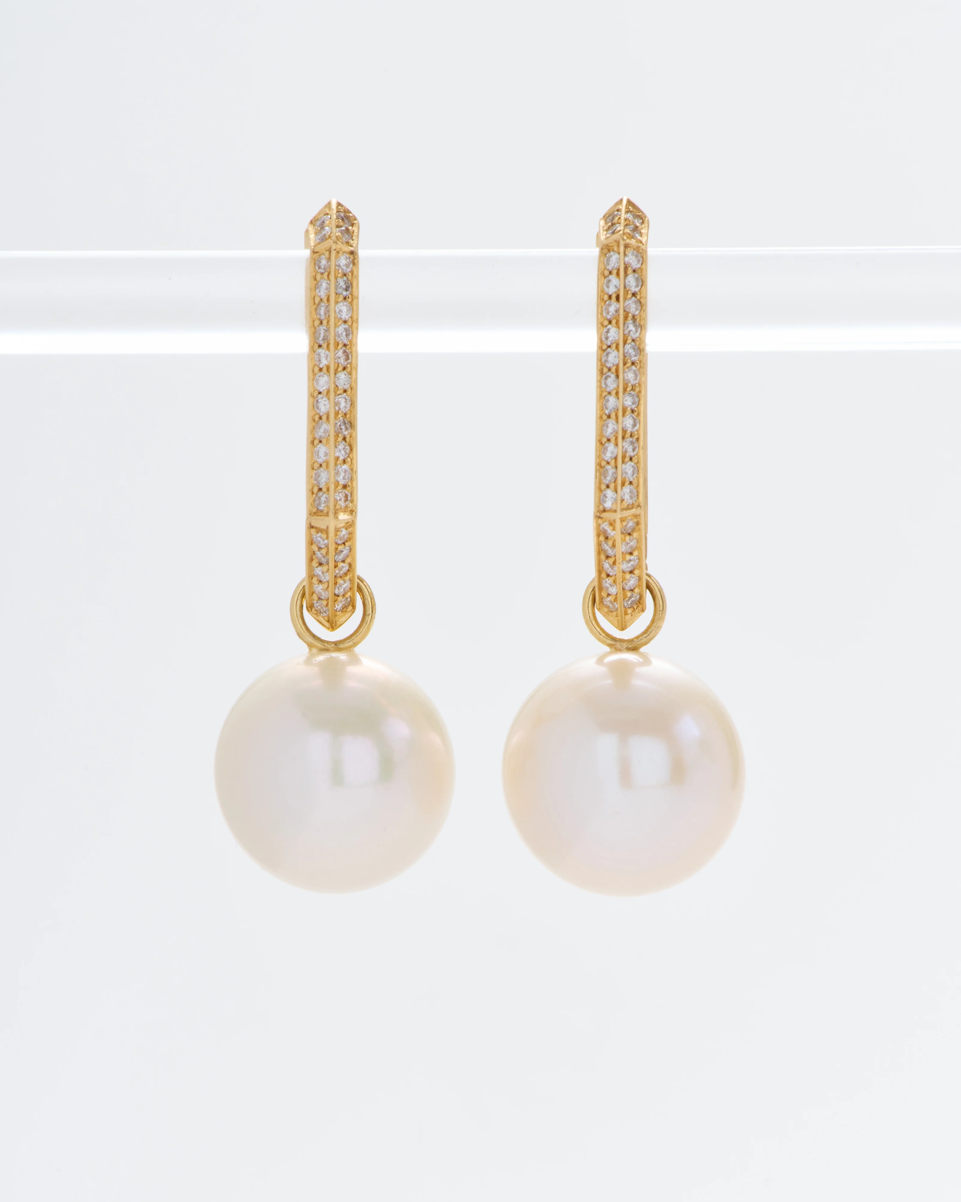 11mm pearl earring charms - Image 5