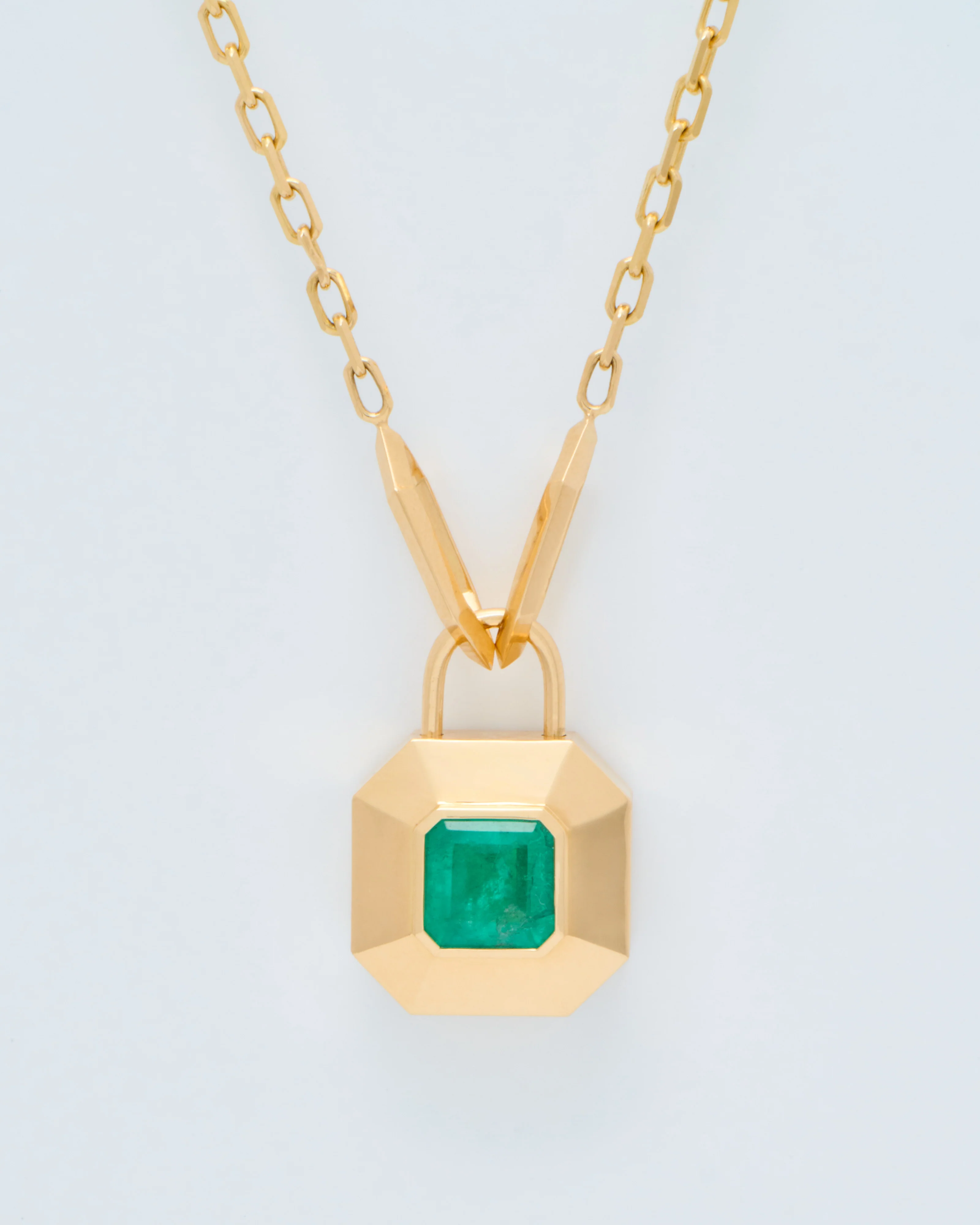 large emerald padlocket - Image 9