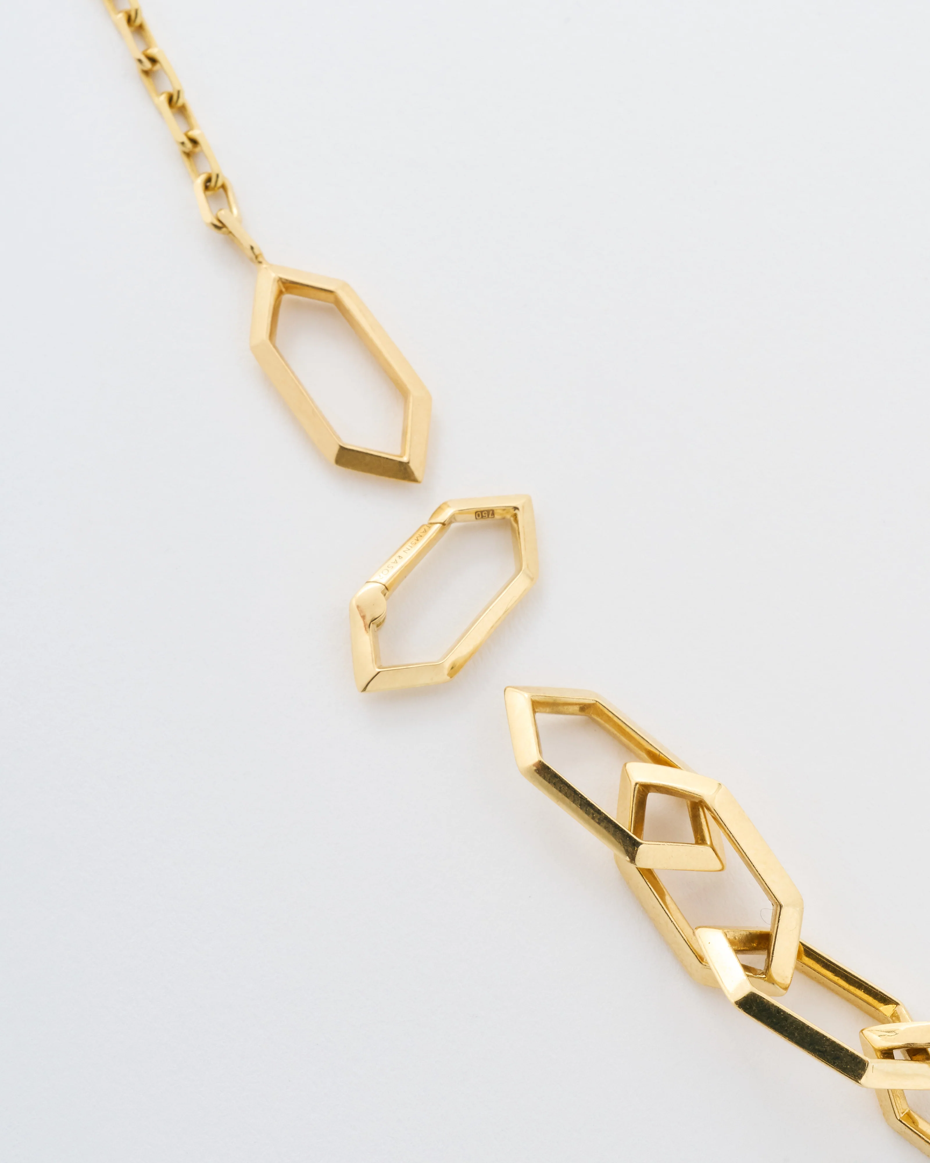 makhaira chain bracelet w/ solid clip link - Image 6