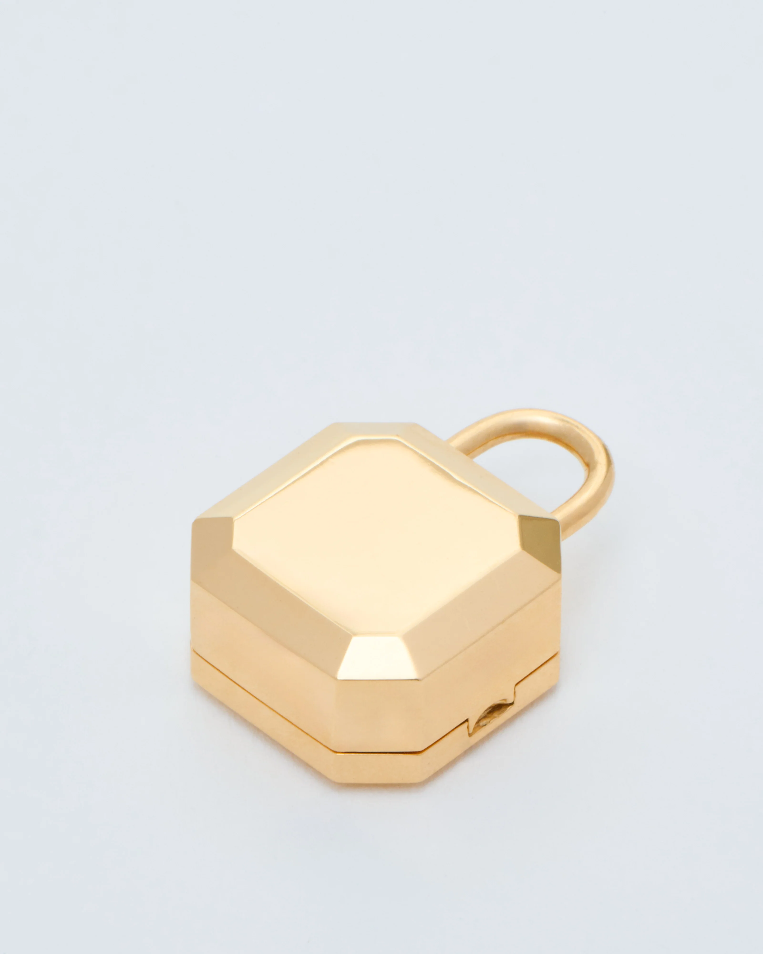 small solid gold padlocket - Image 4