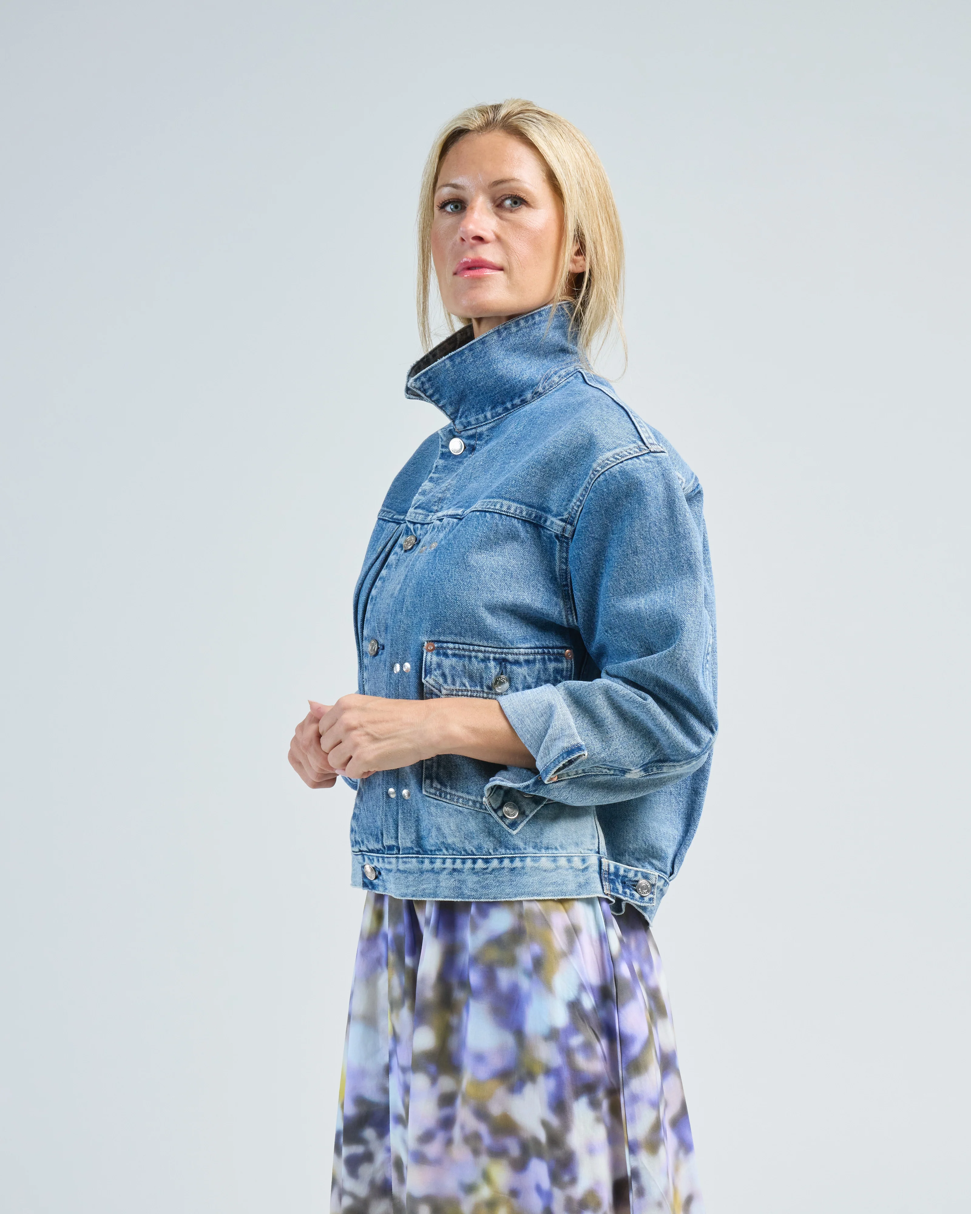 new classic jean jacket - Image 4