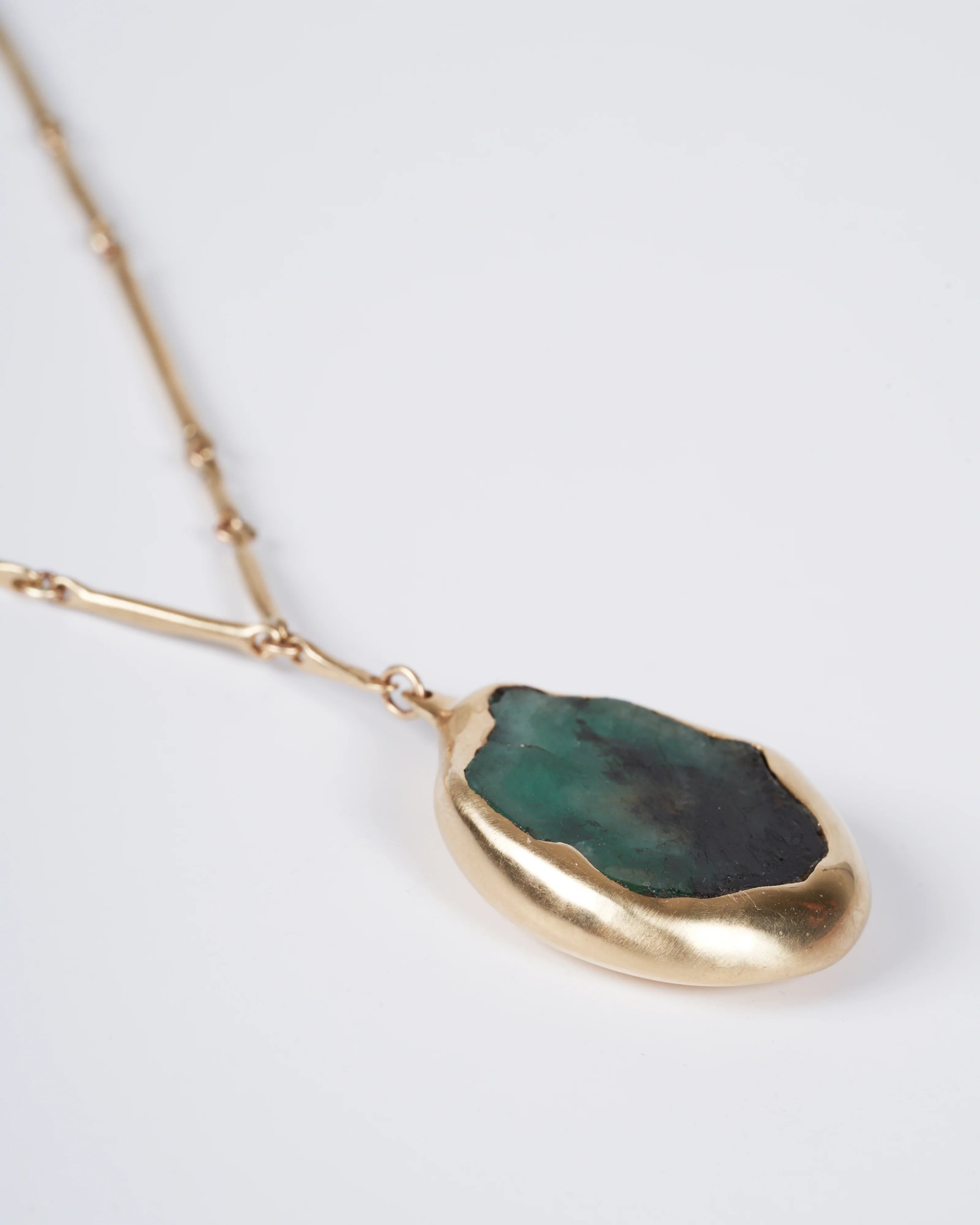 10k gold emerald pendant, 18" - green/gold - Image 3