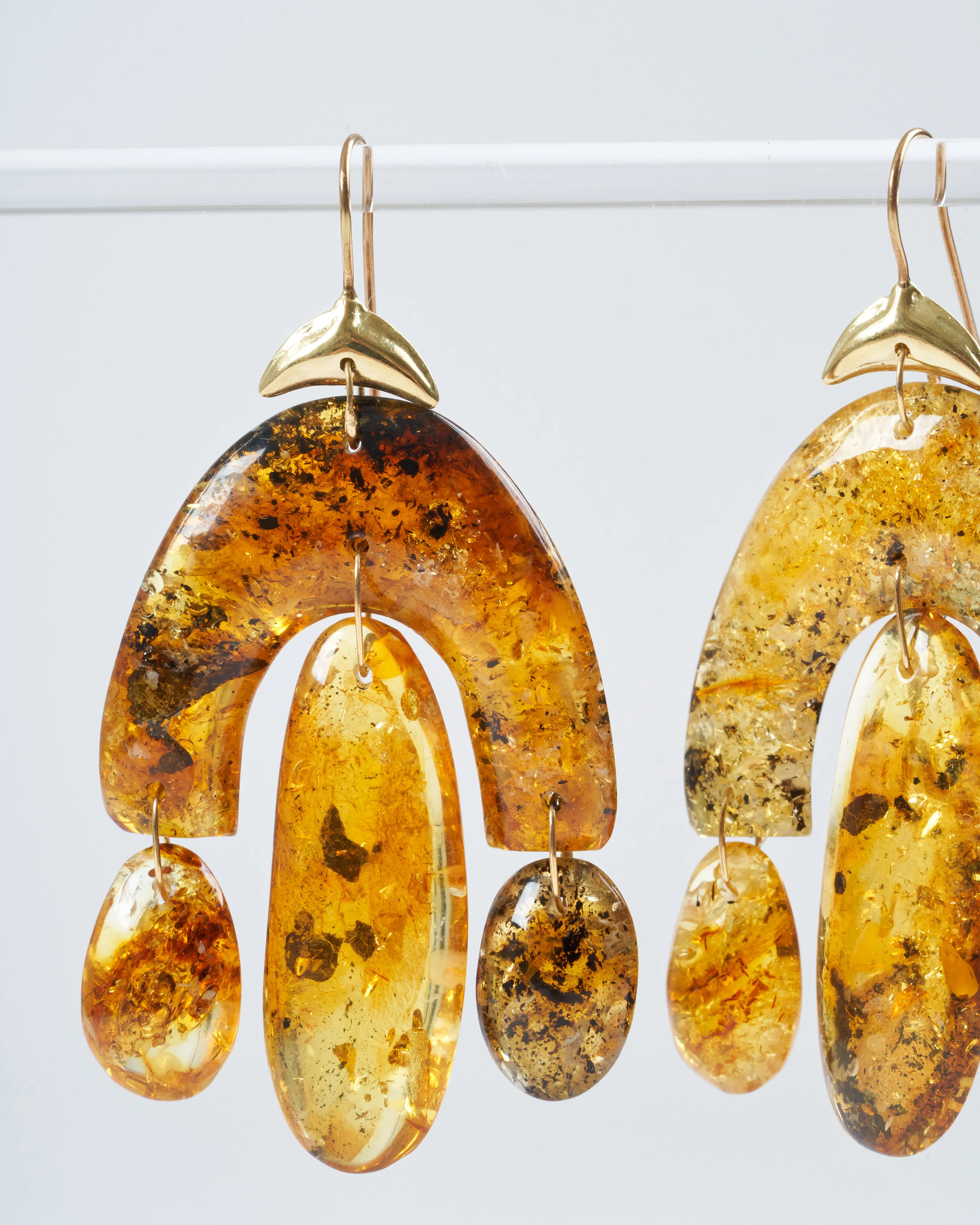 amber mini chandelier earrings - amber - Image 2