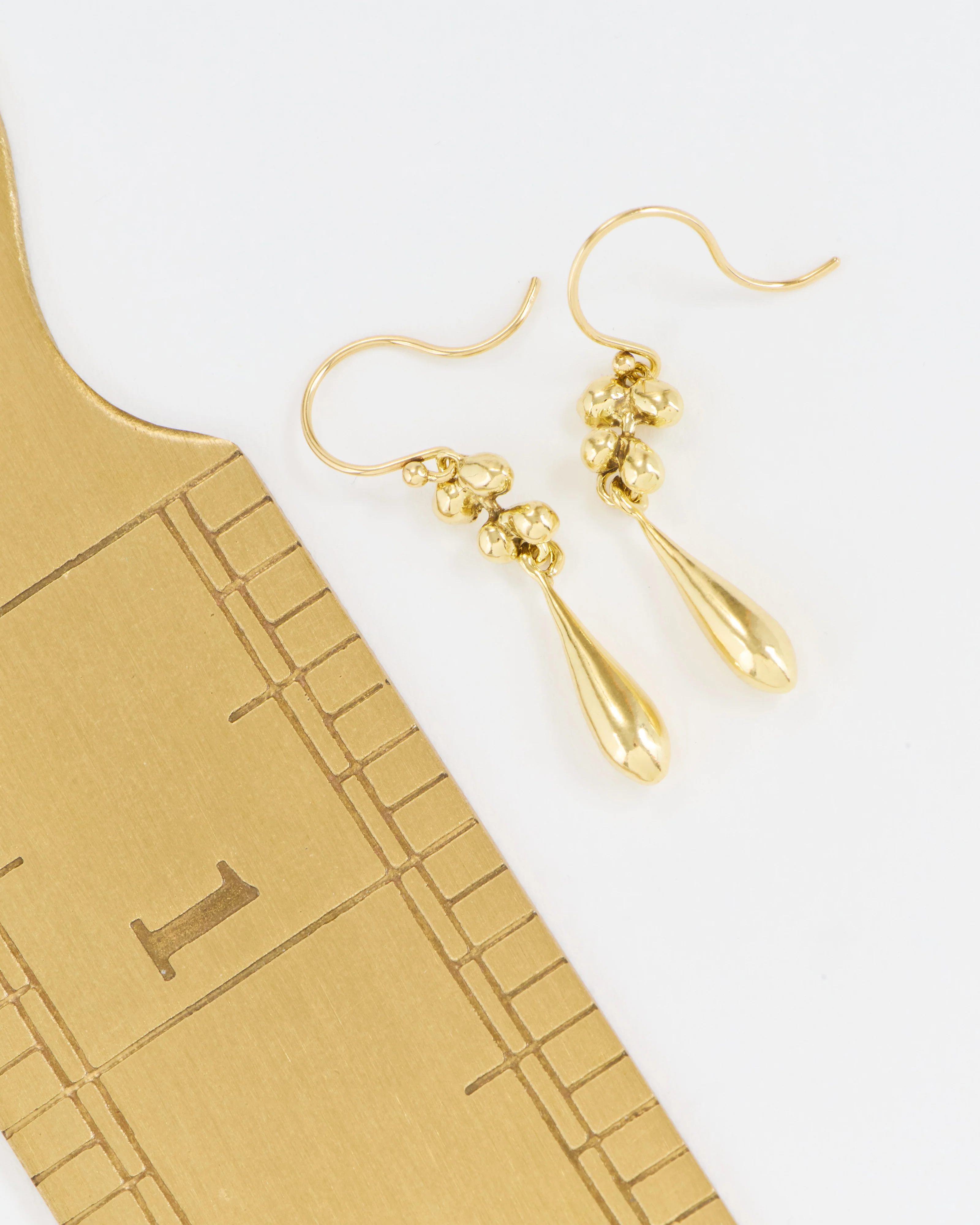 molten cluster long drop earrings - Image 7