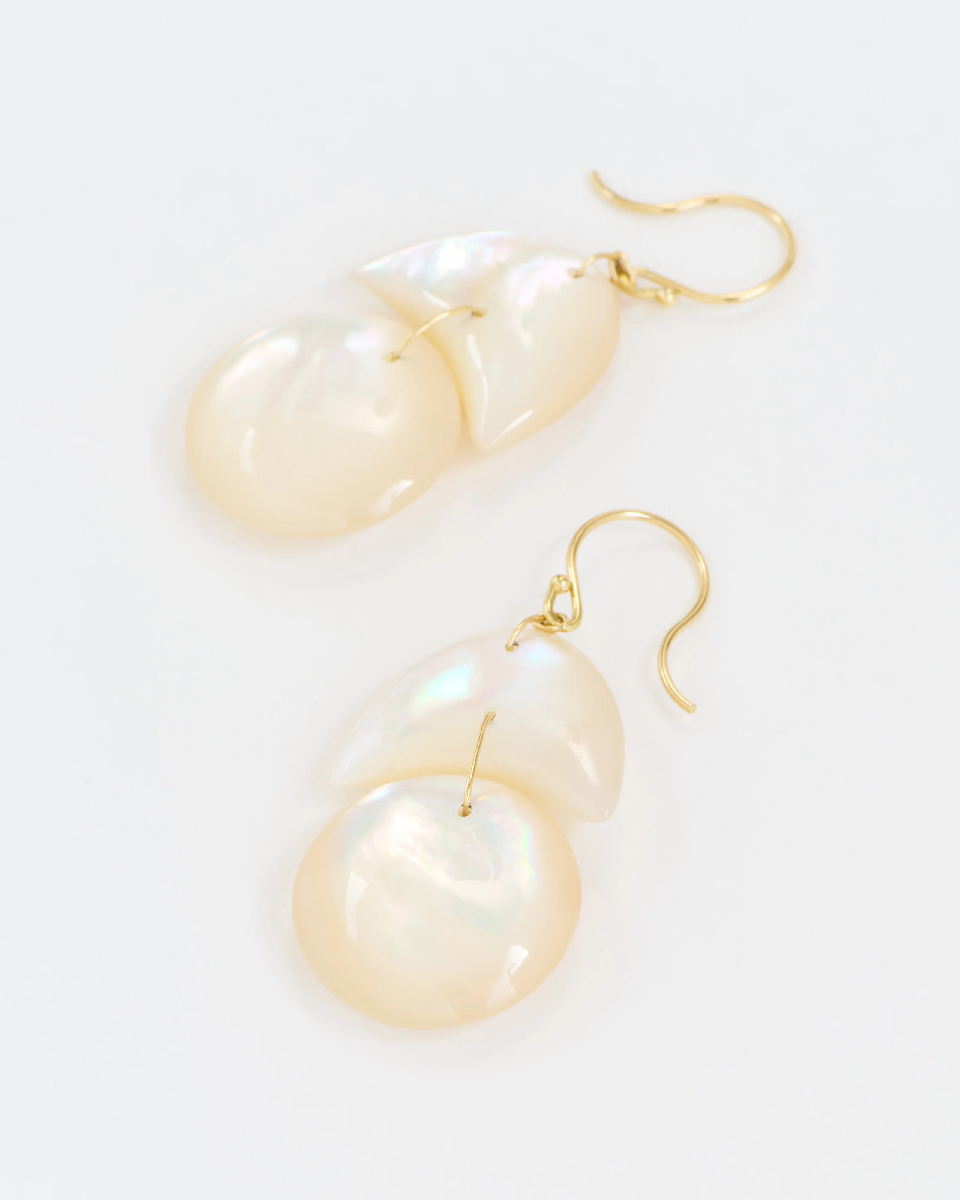 mother of pearl tiny arps earrings - Image 5