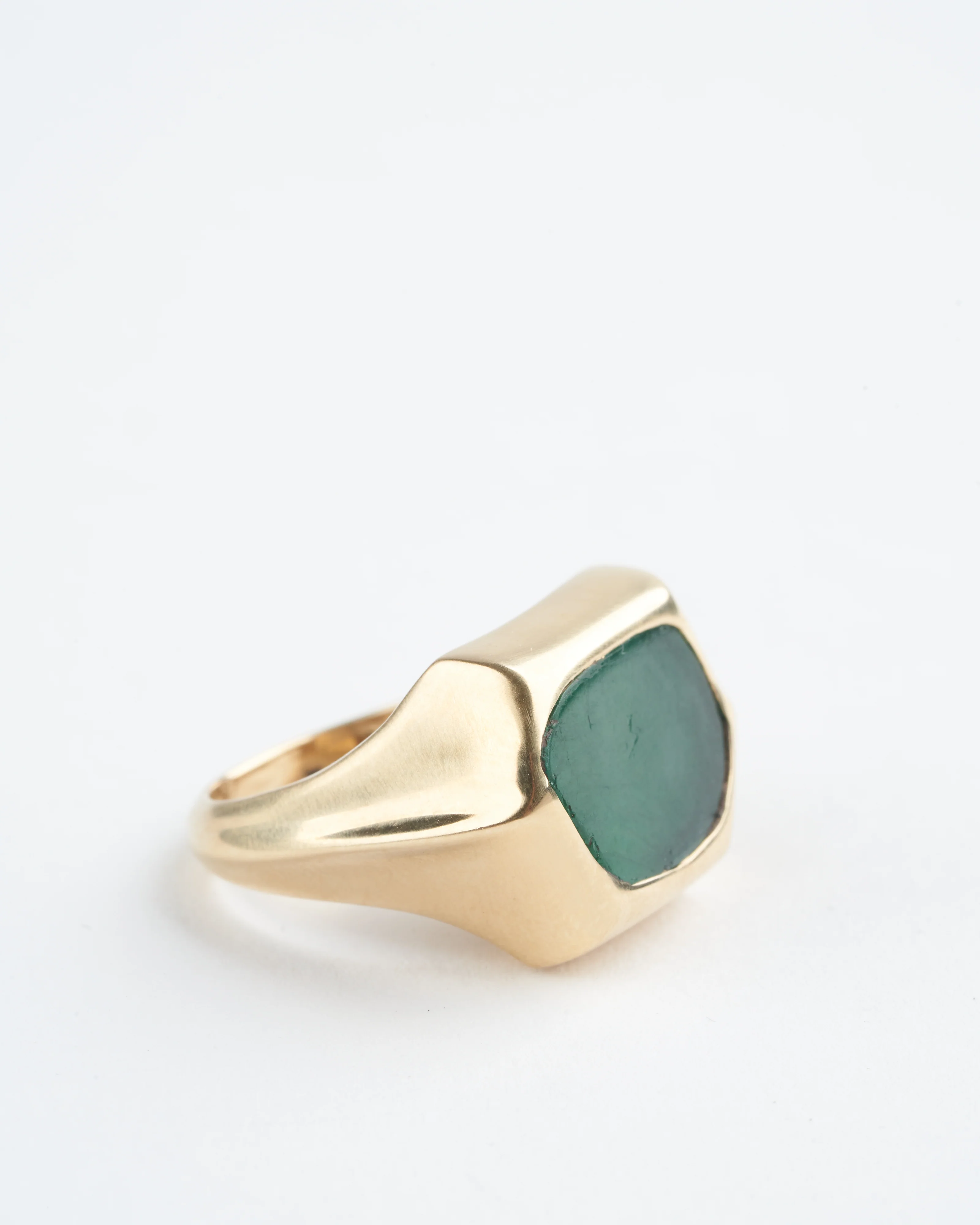 rough cut emerald ring - green/gold - Image 3