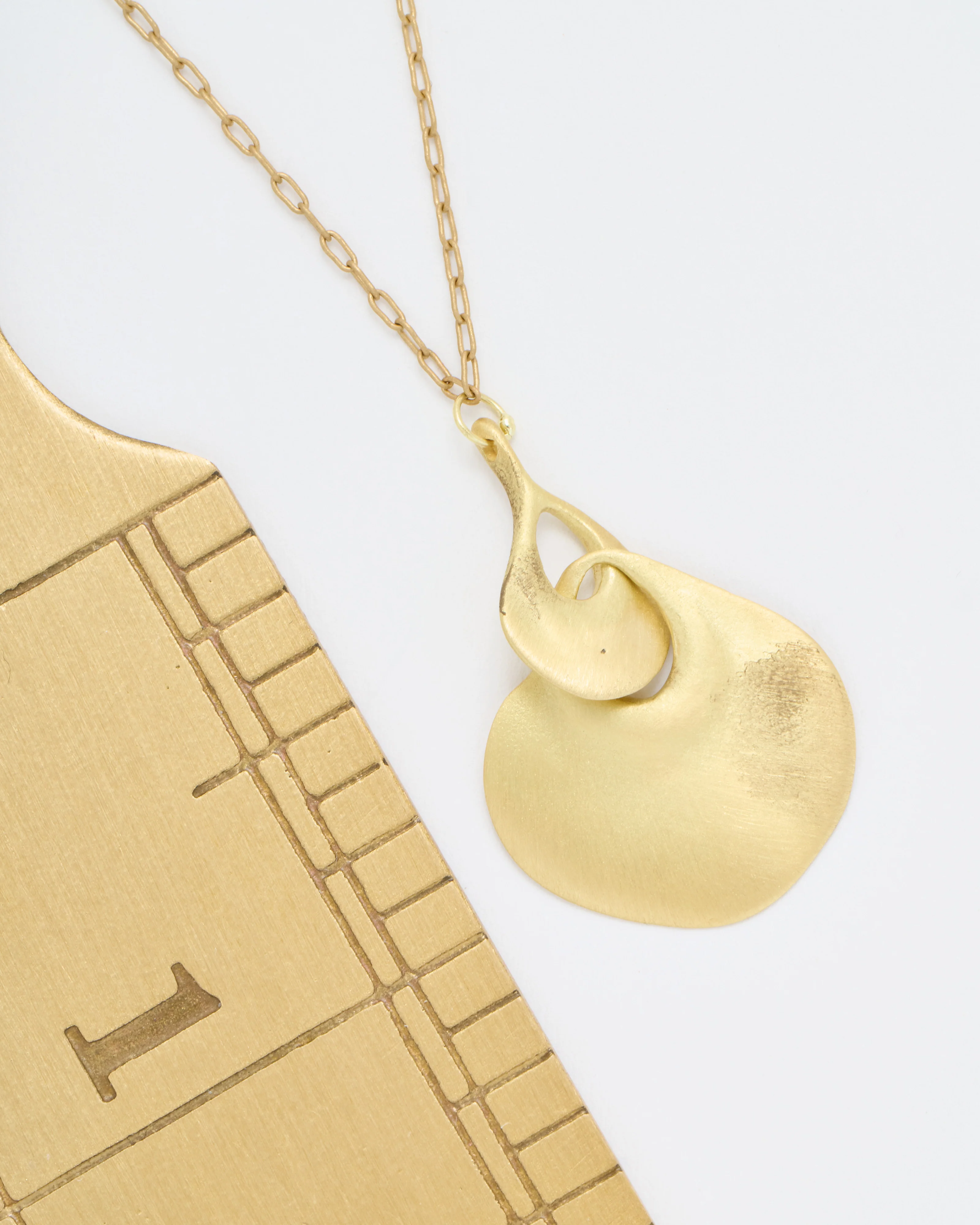 single large peacock link necklace - Image 6