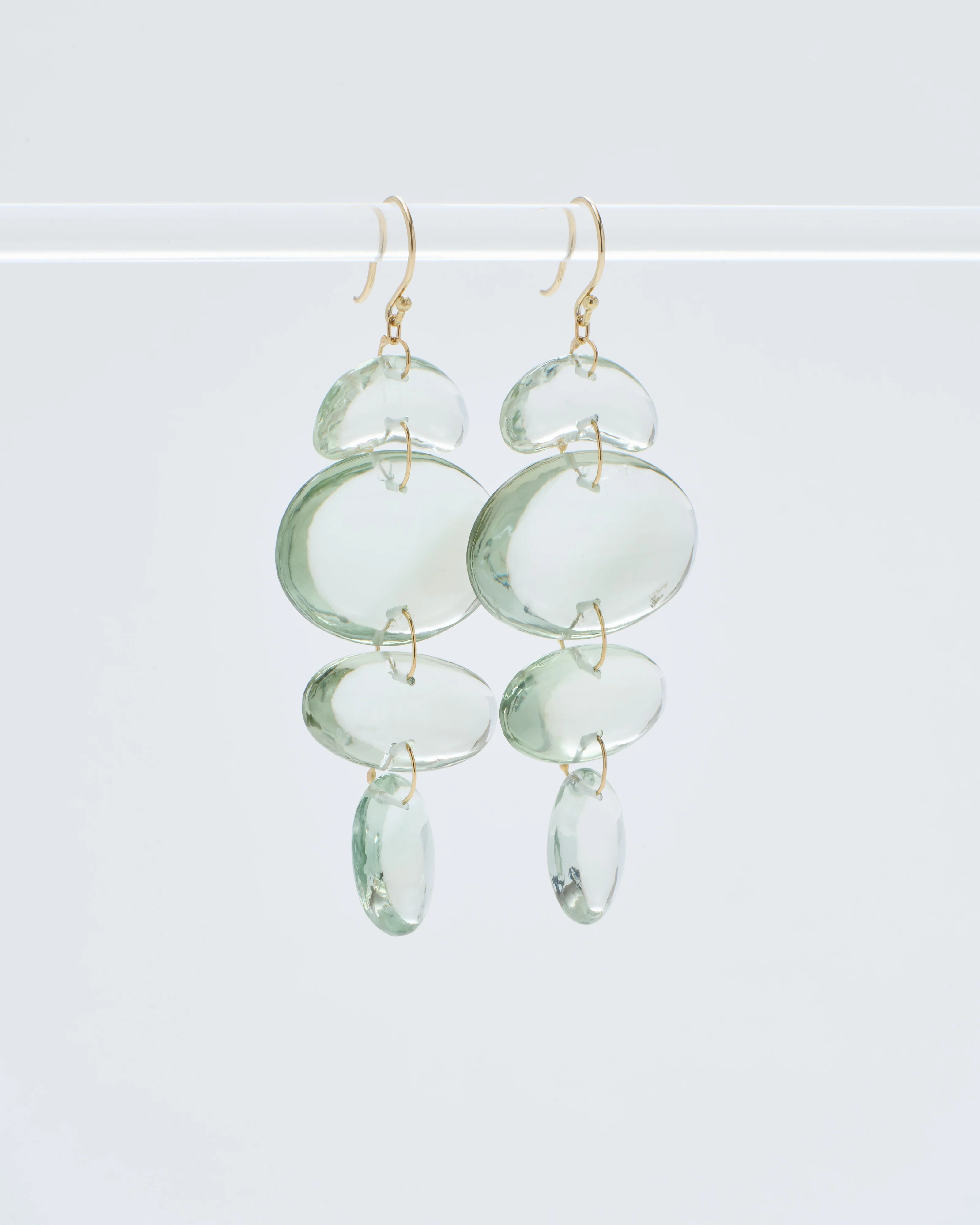 small oval totem green amethyst earrings - Image 2