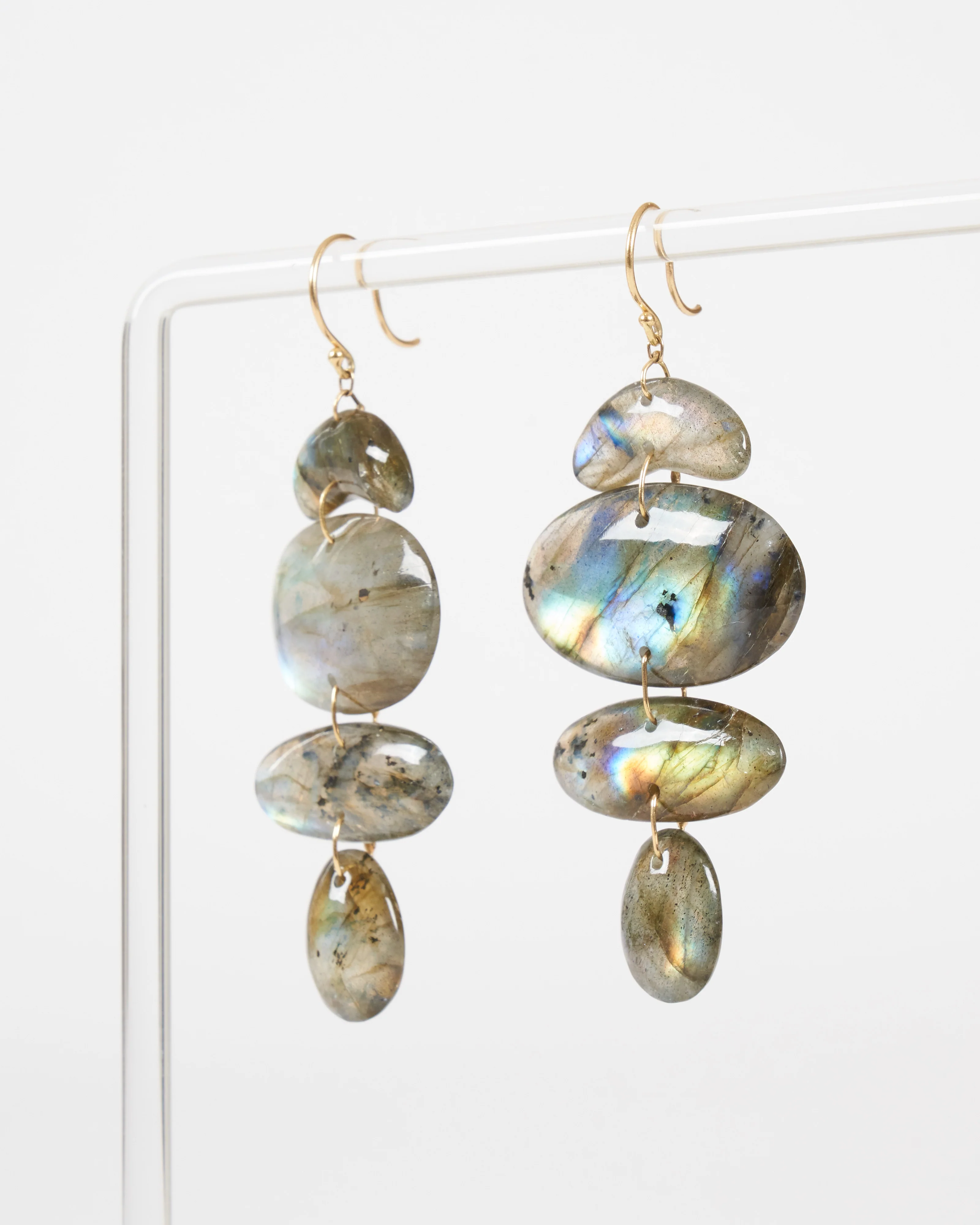 small oval totem labadorite earrings - gold/labadorite - Image 2