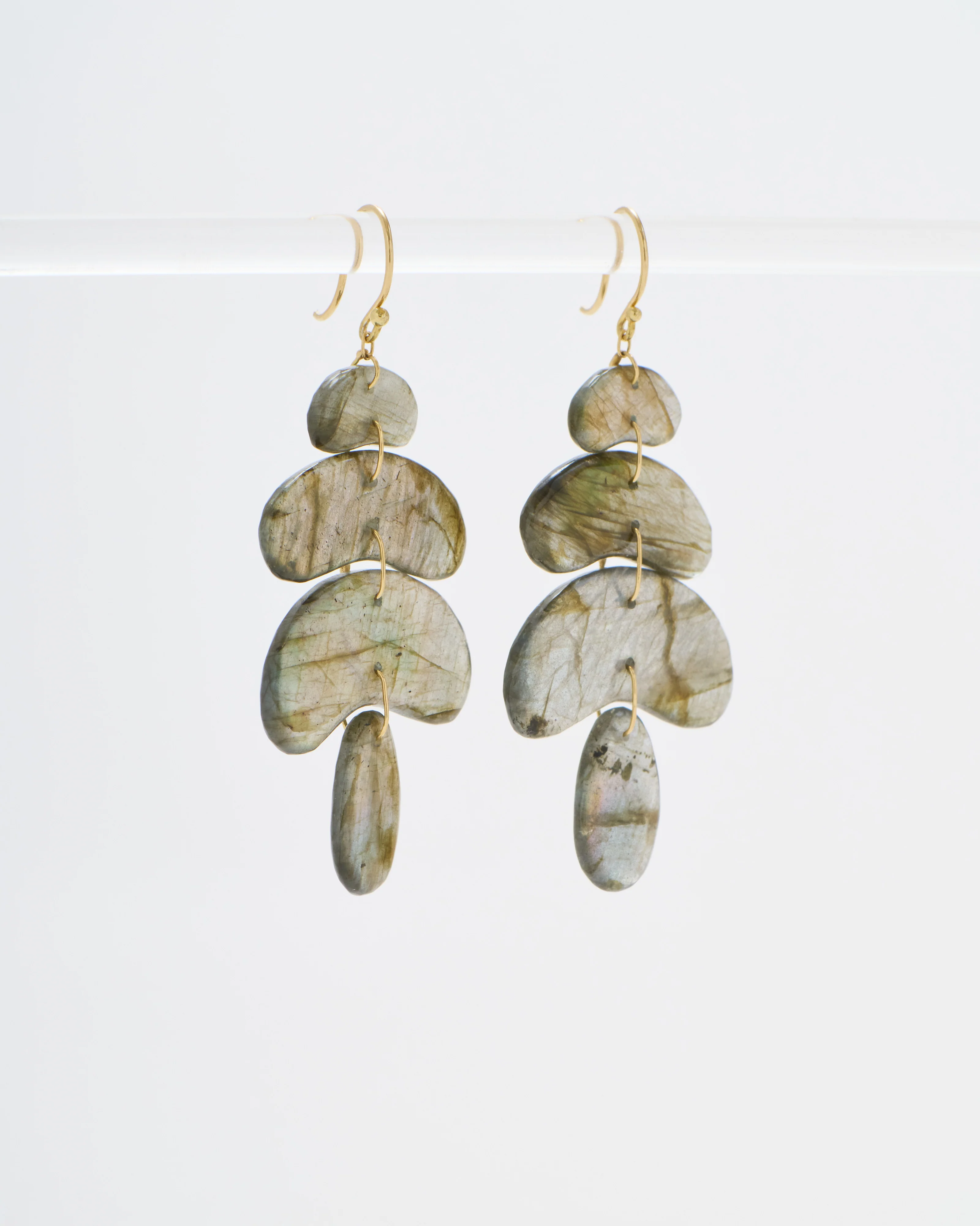 small totem labradorite earring - Image 2