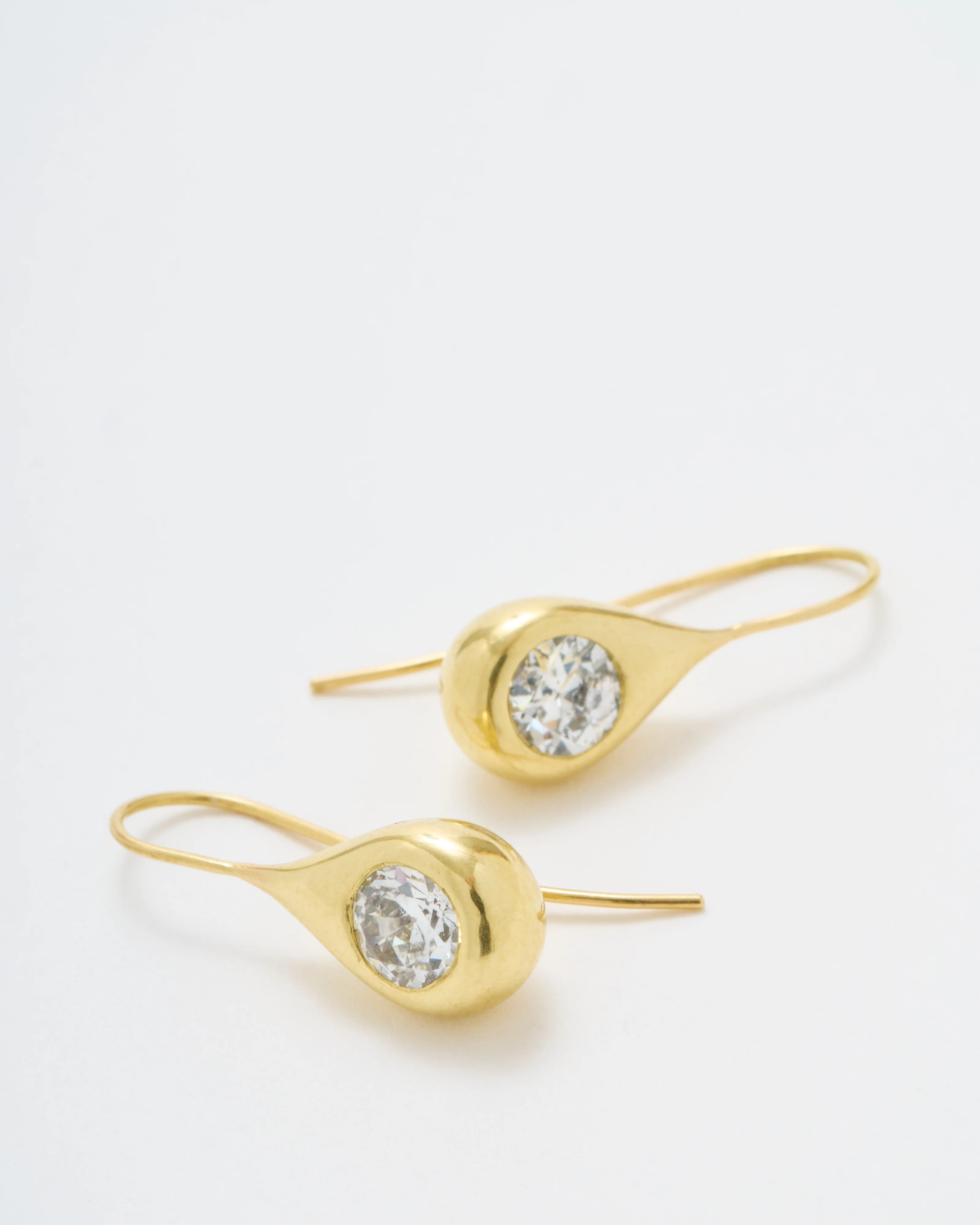 teardrop solitaire diamond earrings - Image 6