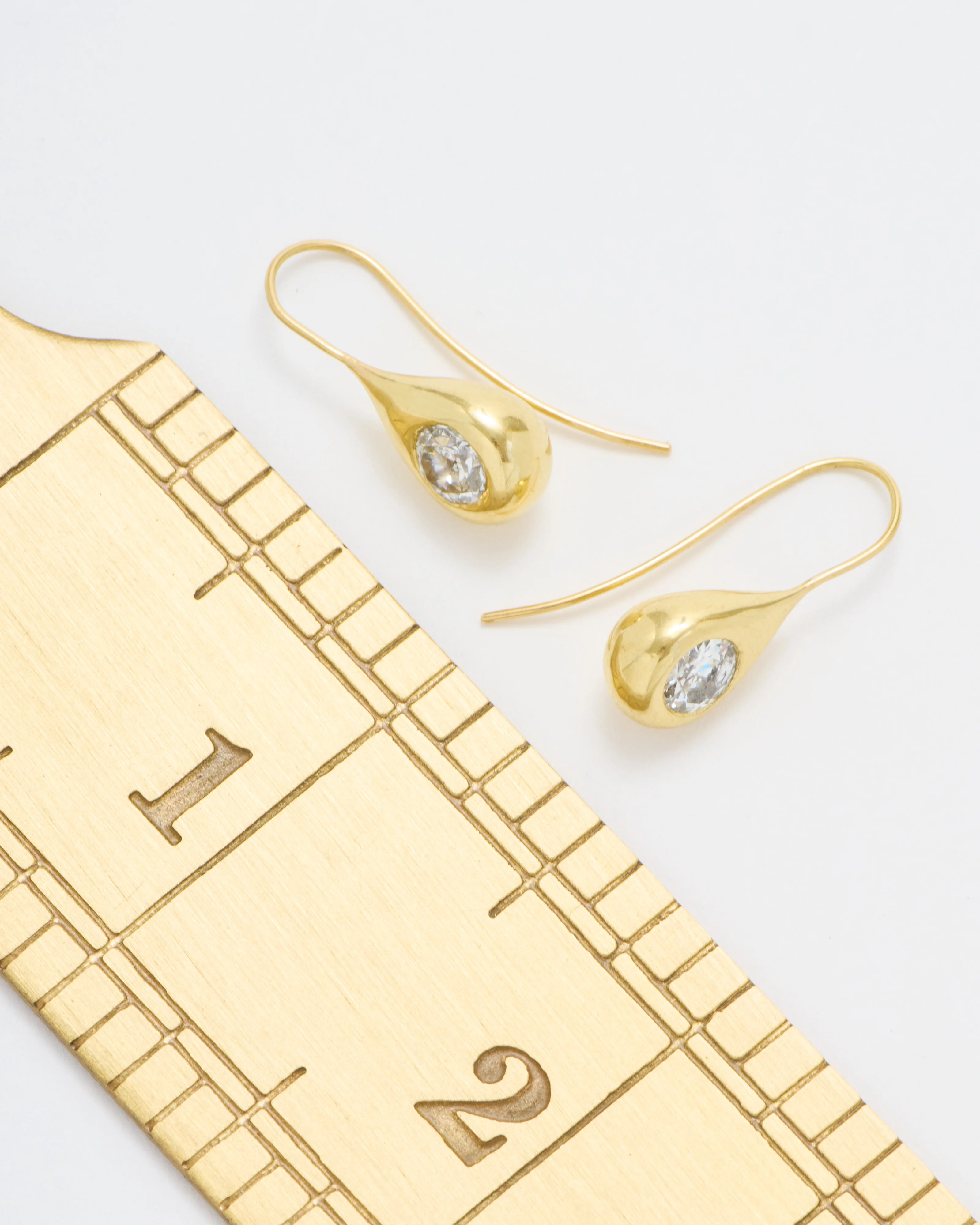 teardrop solitaire diamond earrings - Image 7