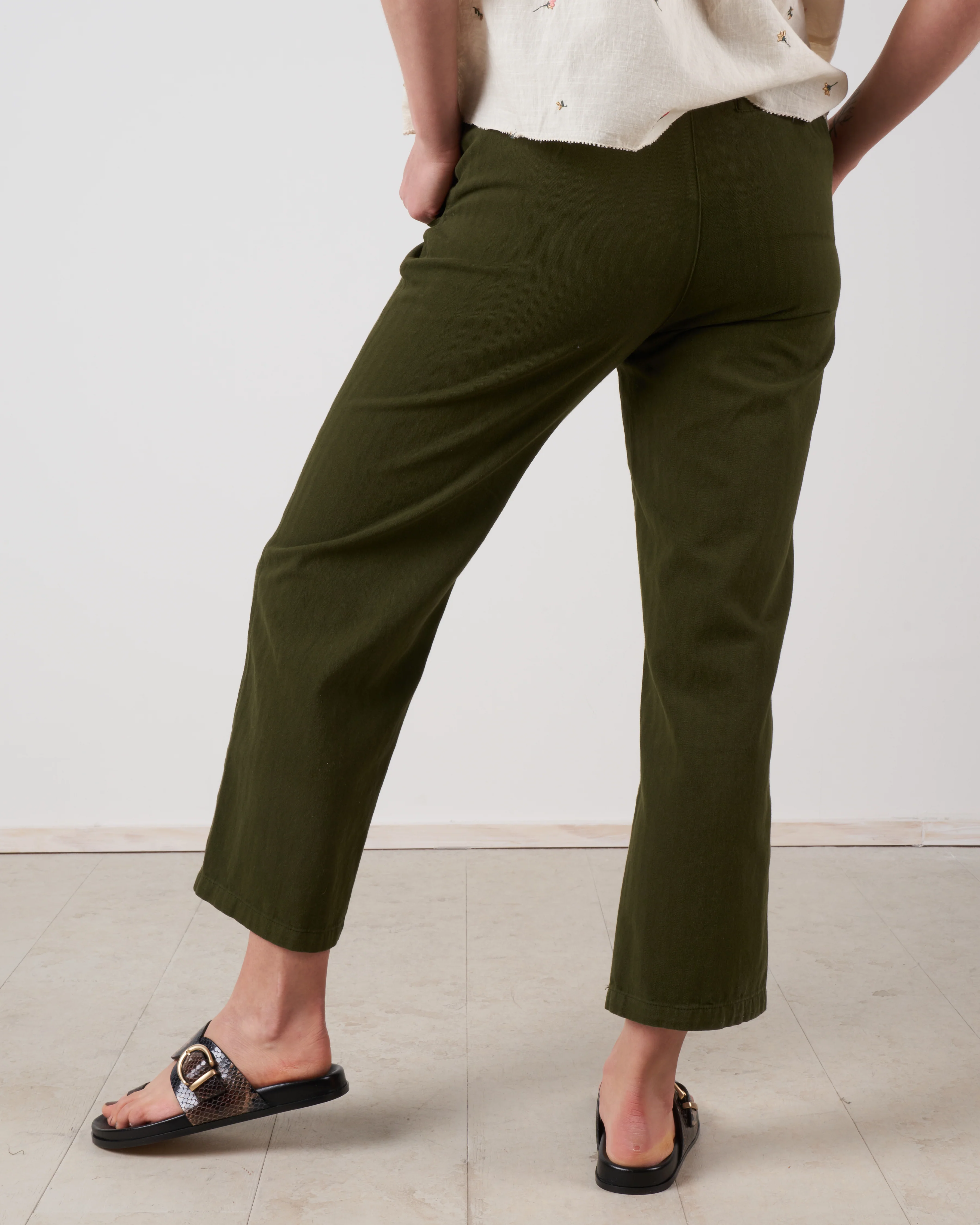 the highwaist trouser - army - Image 2