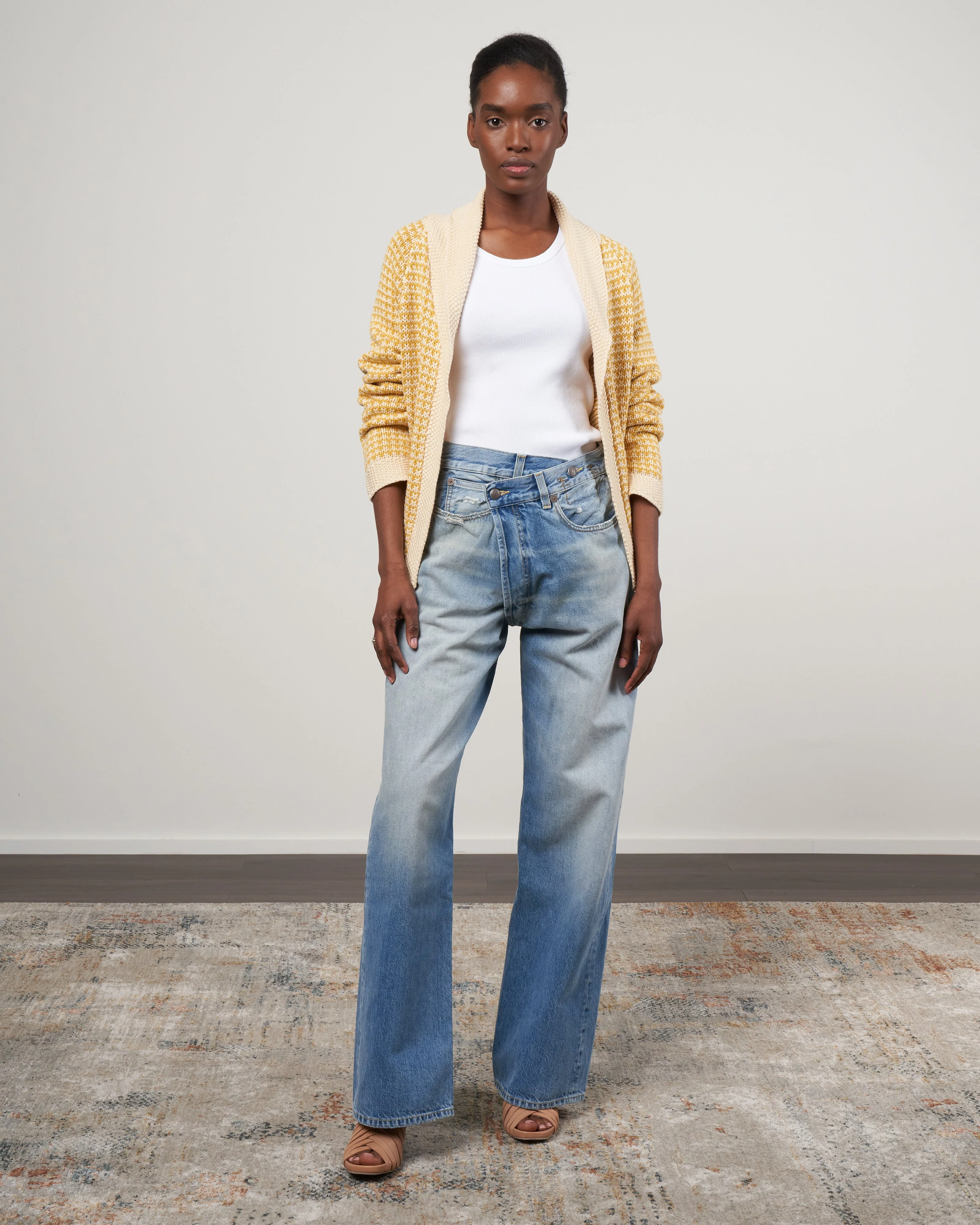 the minicheck lodge cardigan - golden light - Image 2