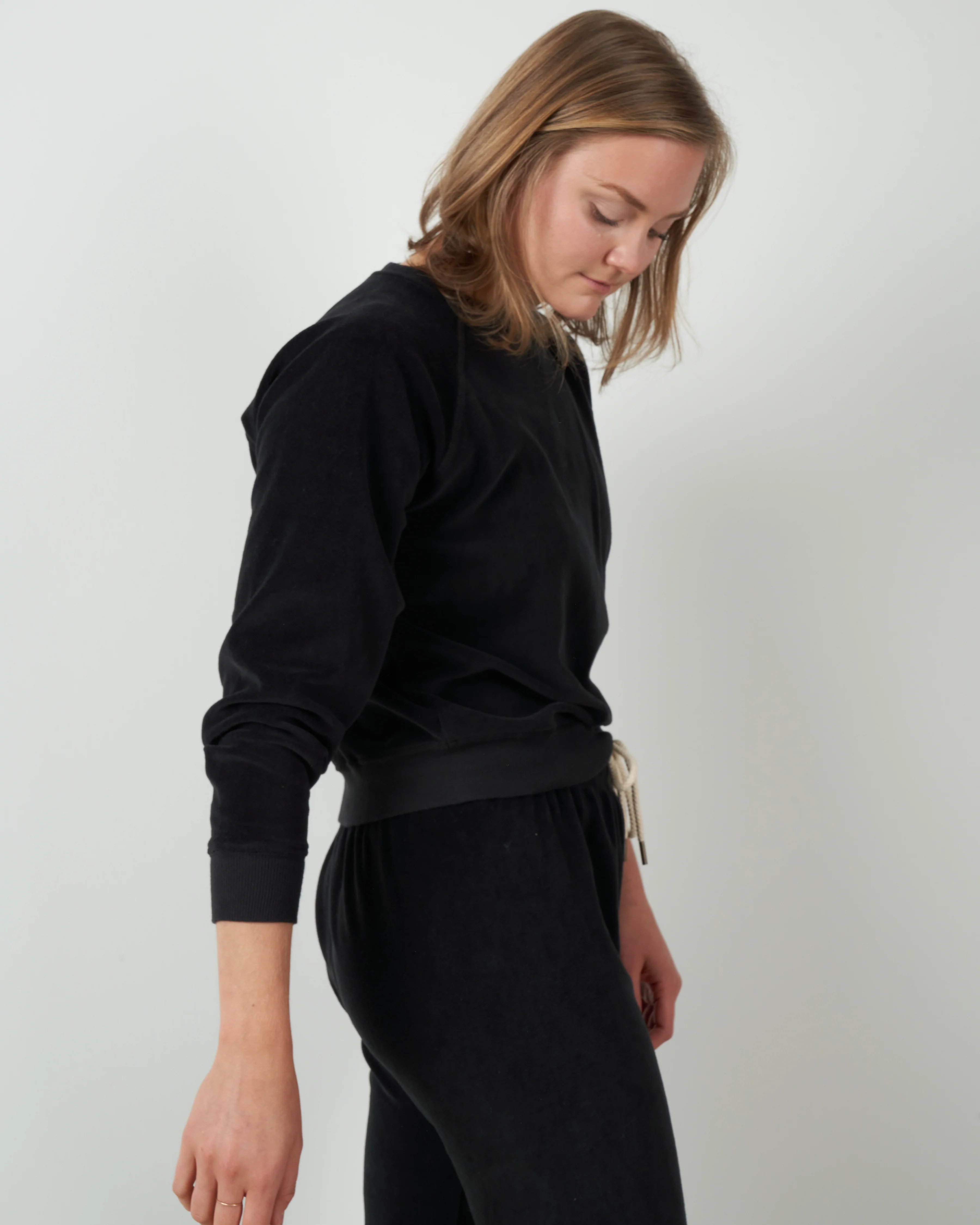 the velour shrunken sweatshirt - almost black - Image 2