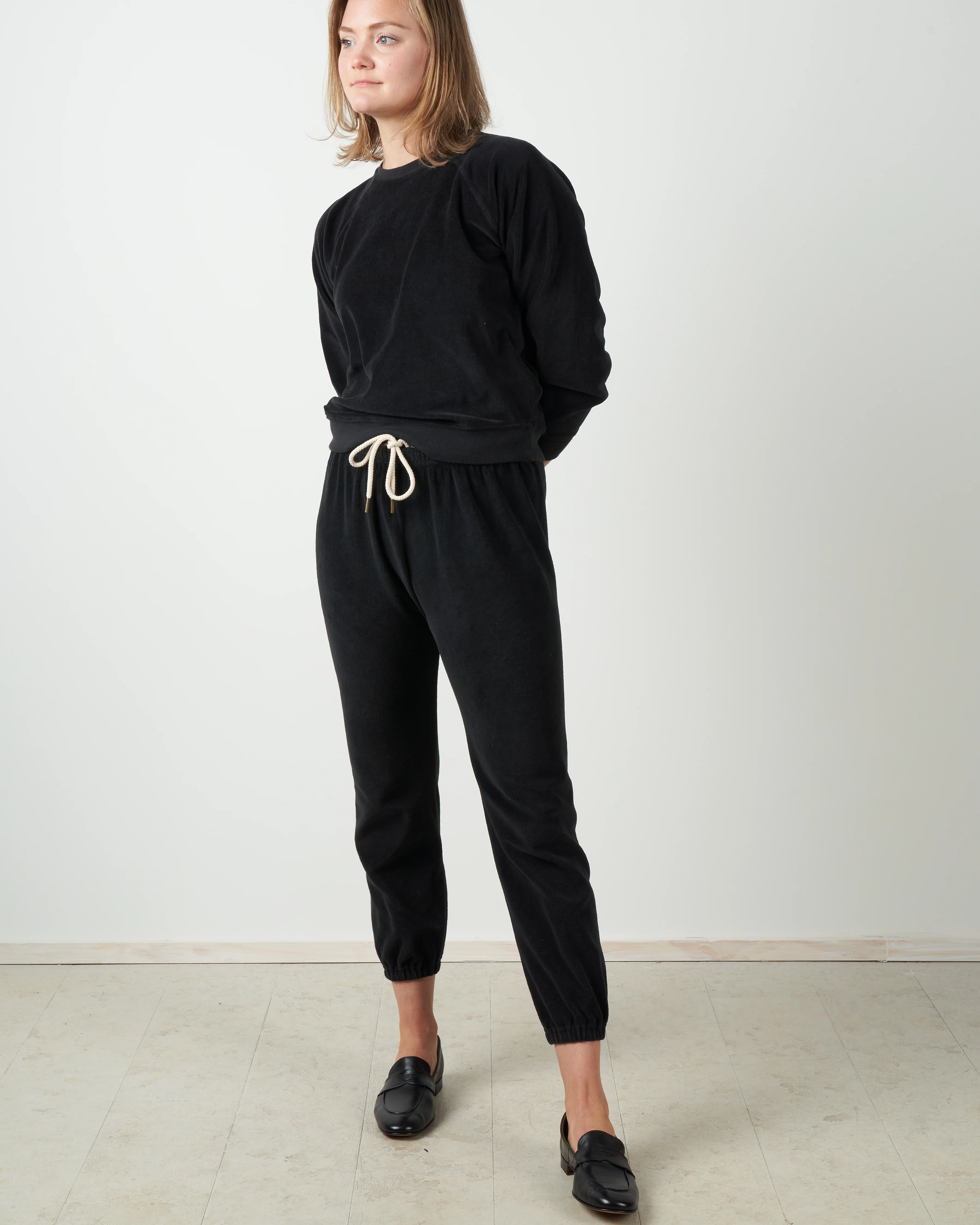 the velour stadium sweatpant - almost black - Image 4