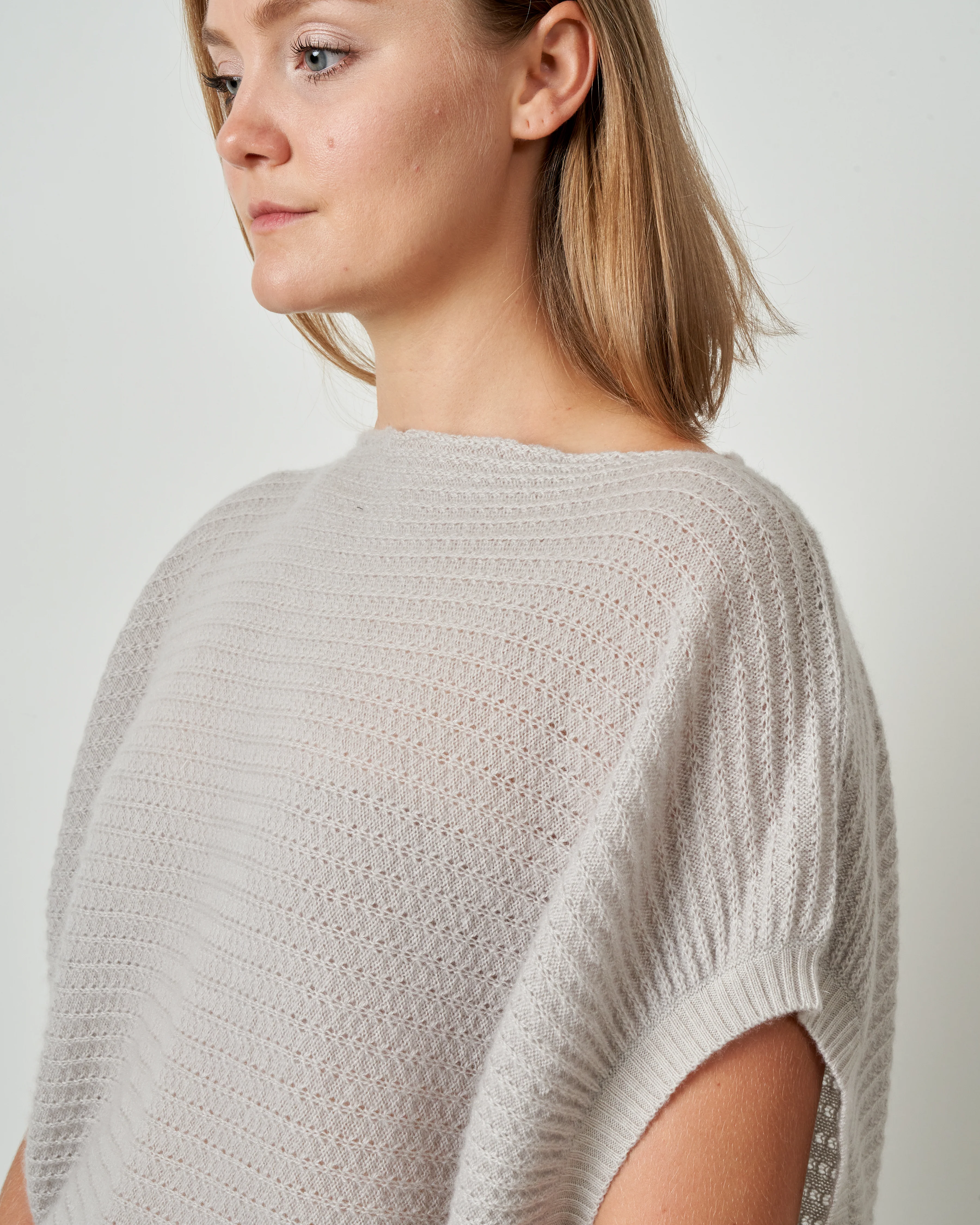 hot sweater - paloma - Image 5