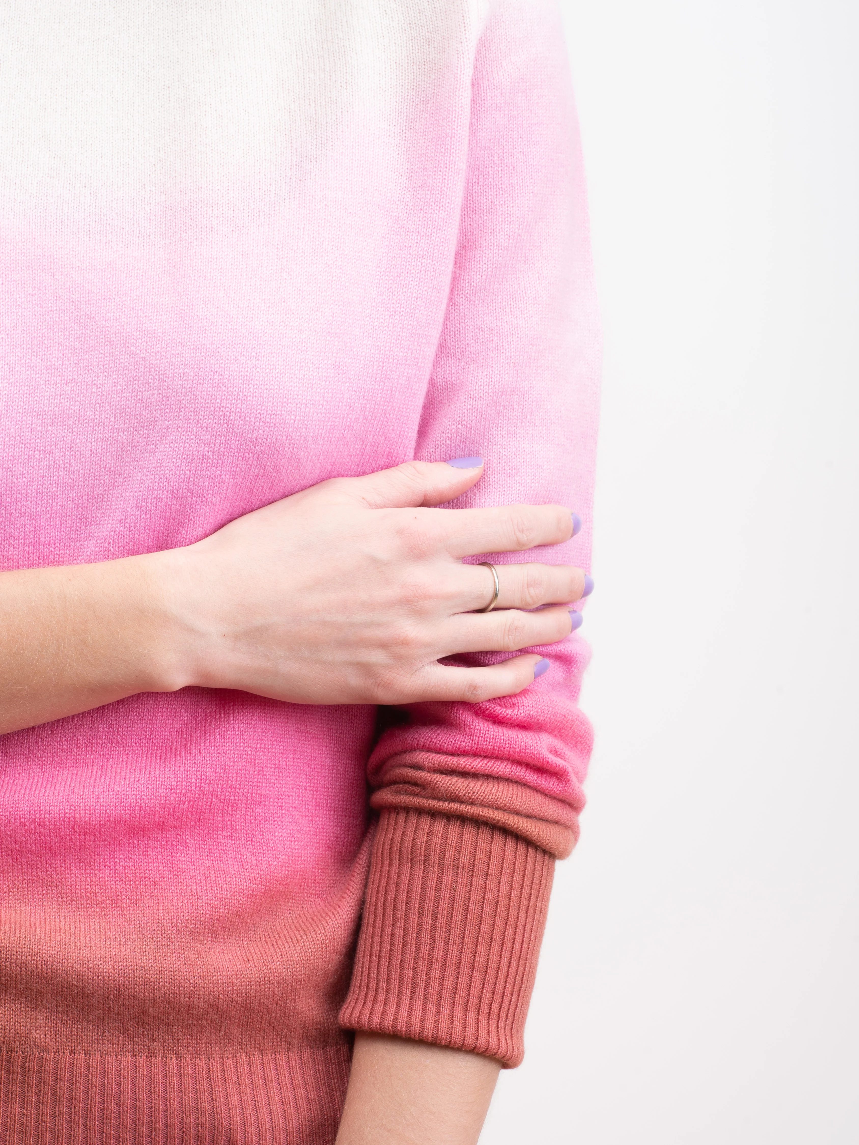 kiss sweater - pink - Image 6