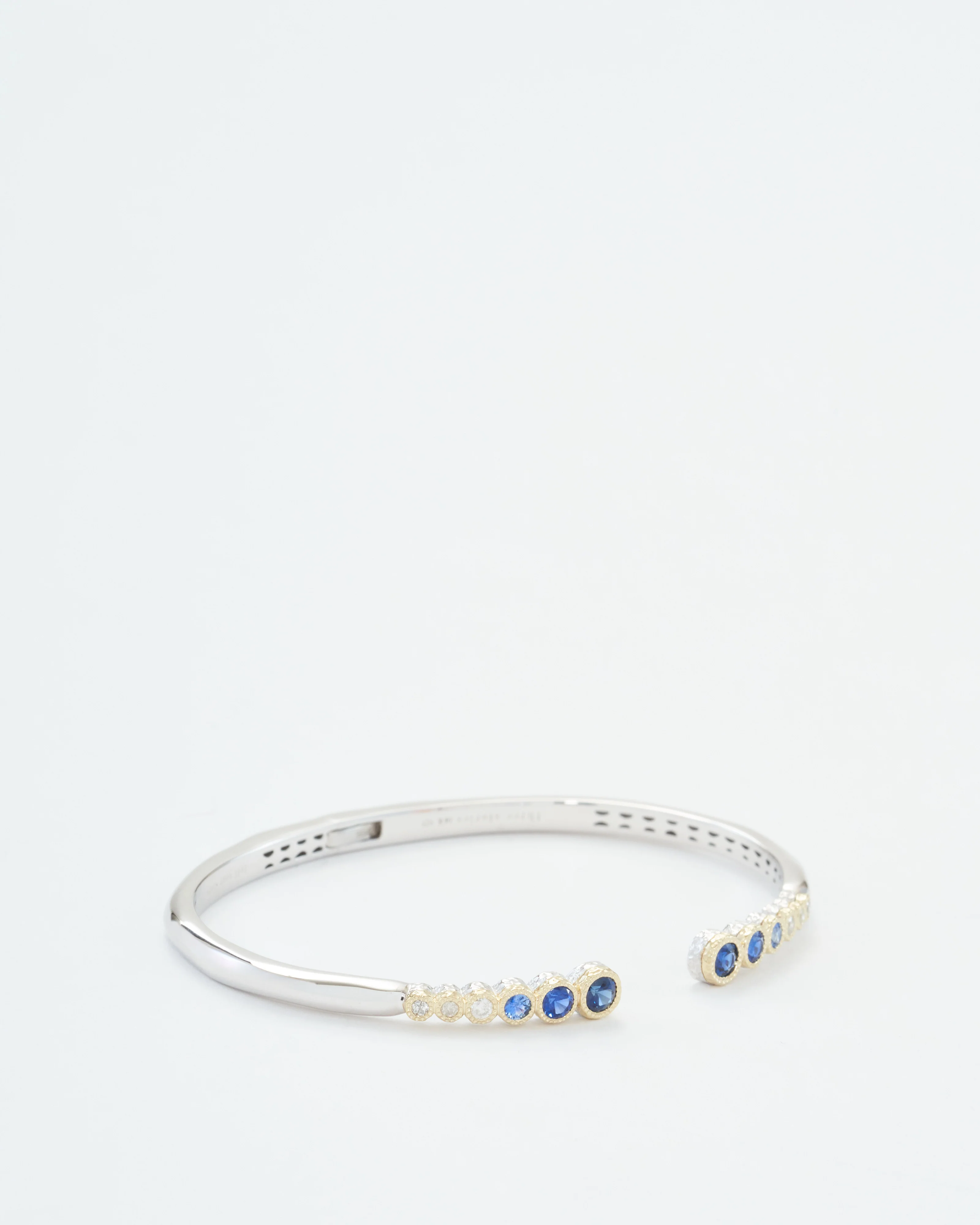 classic two-toned open bezel set sapphire bangle - Image 5