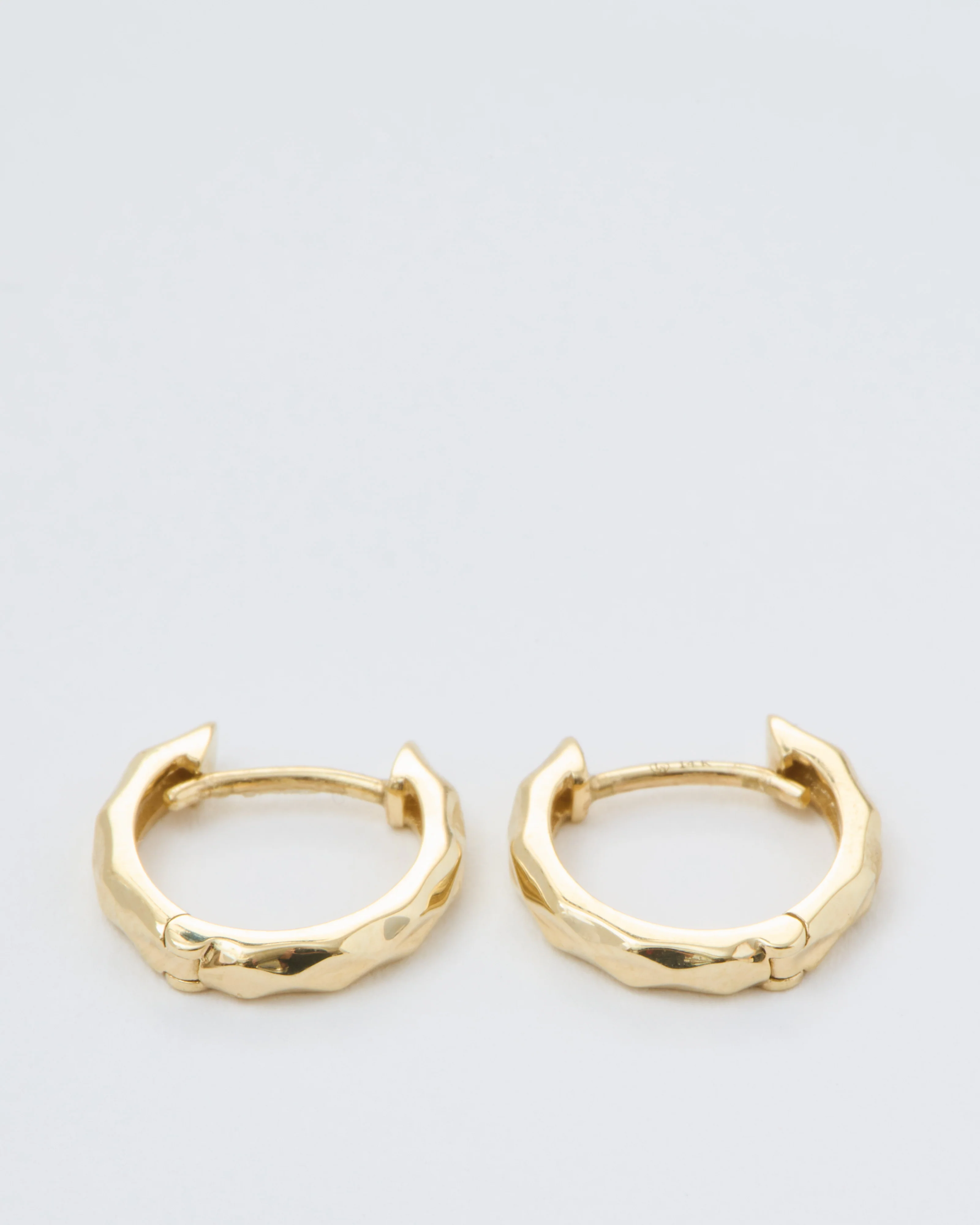 gold textured hoop earrings - Image 5