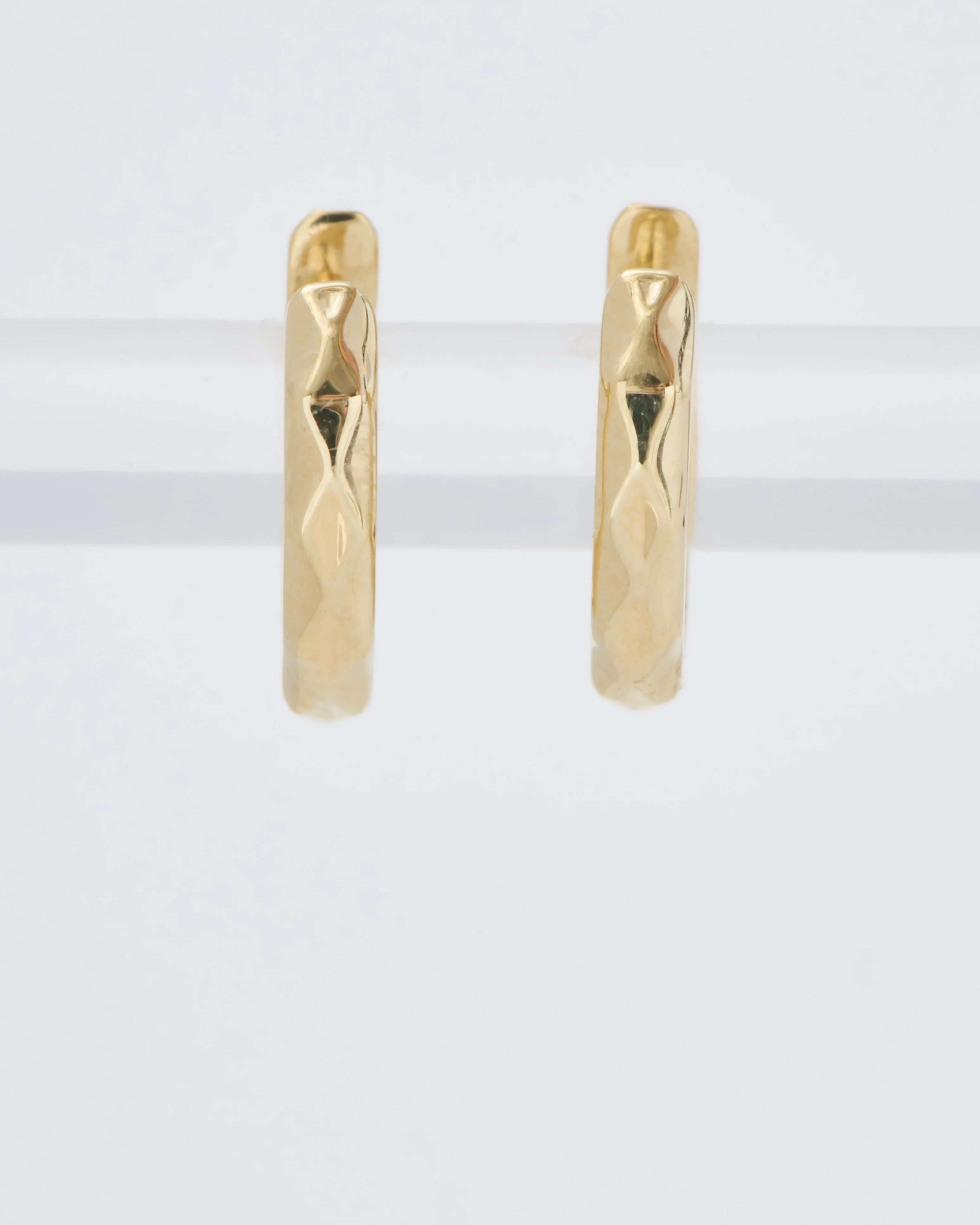 gold textured hoop earrings - Image 6
