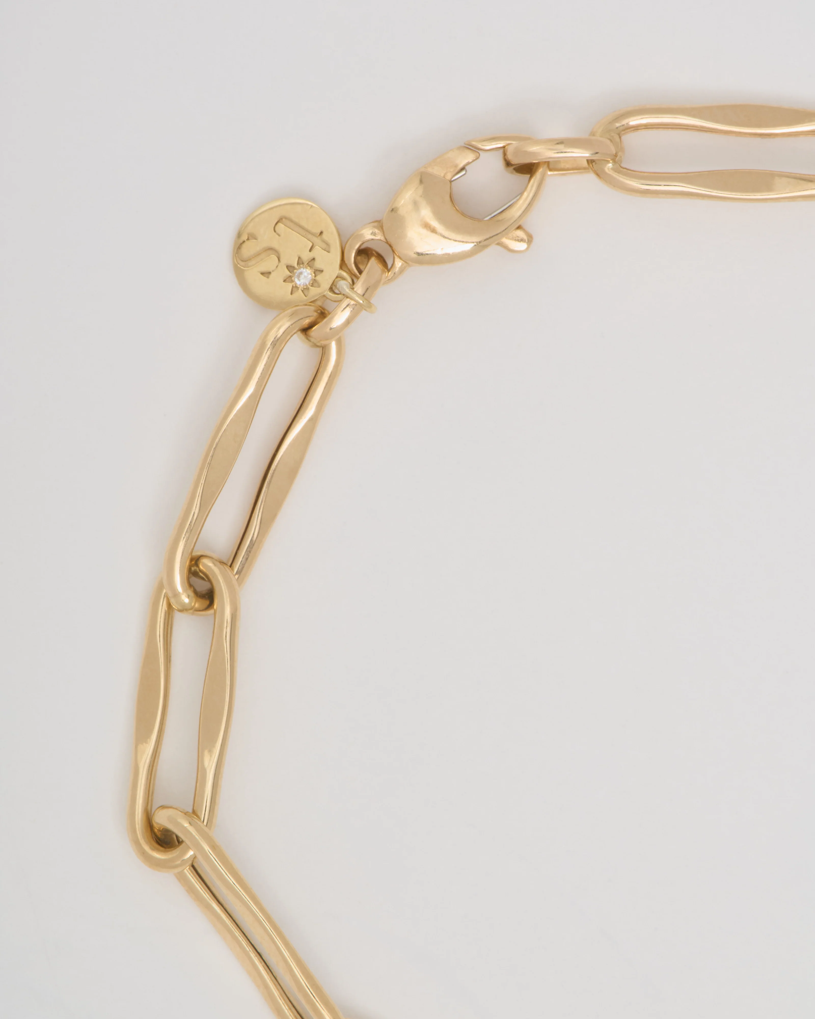 large wavy paperclip chain bracelet - Image 3