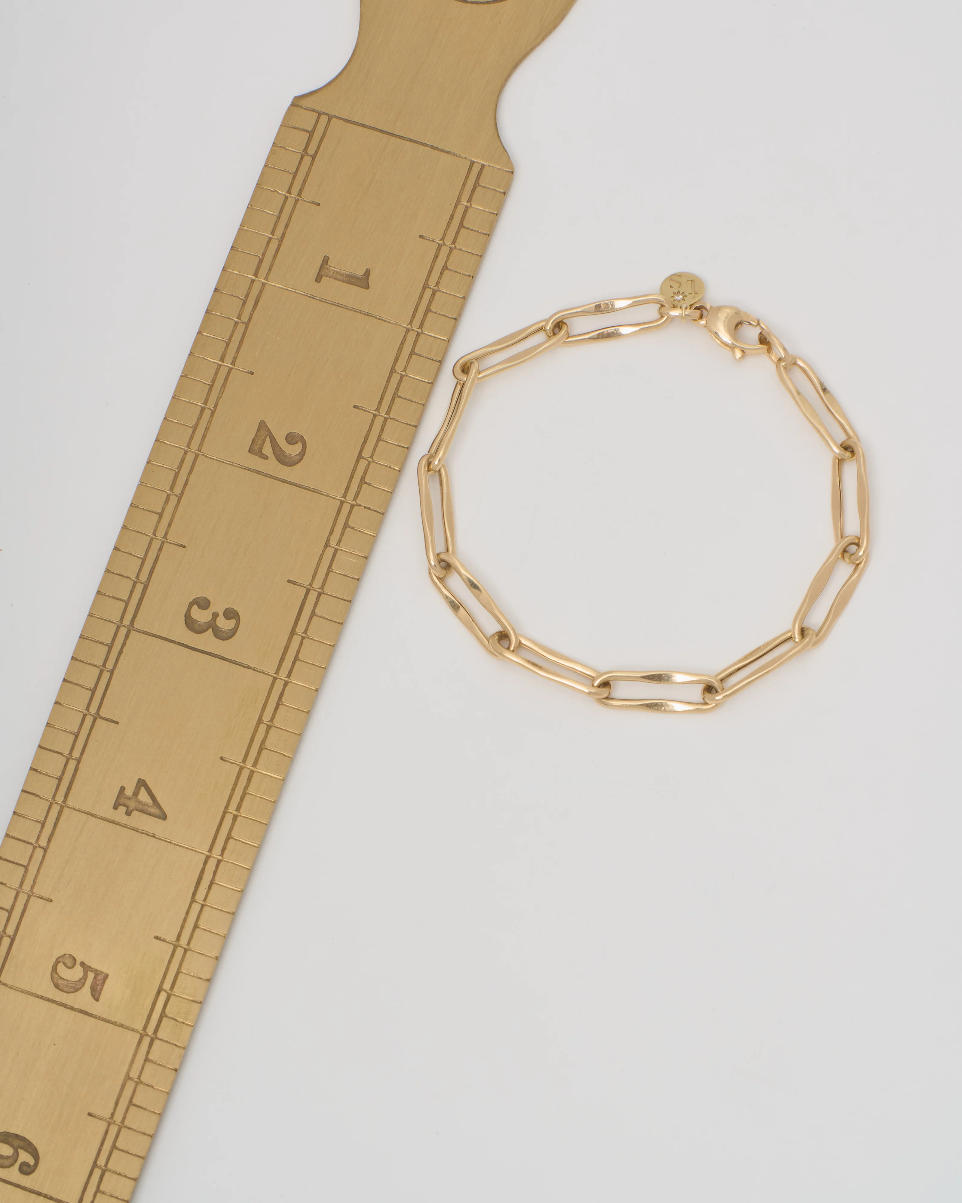 large wavy paperclip chain bracelet - Image 5