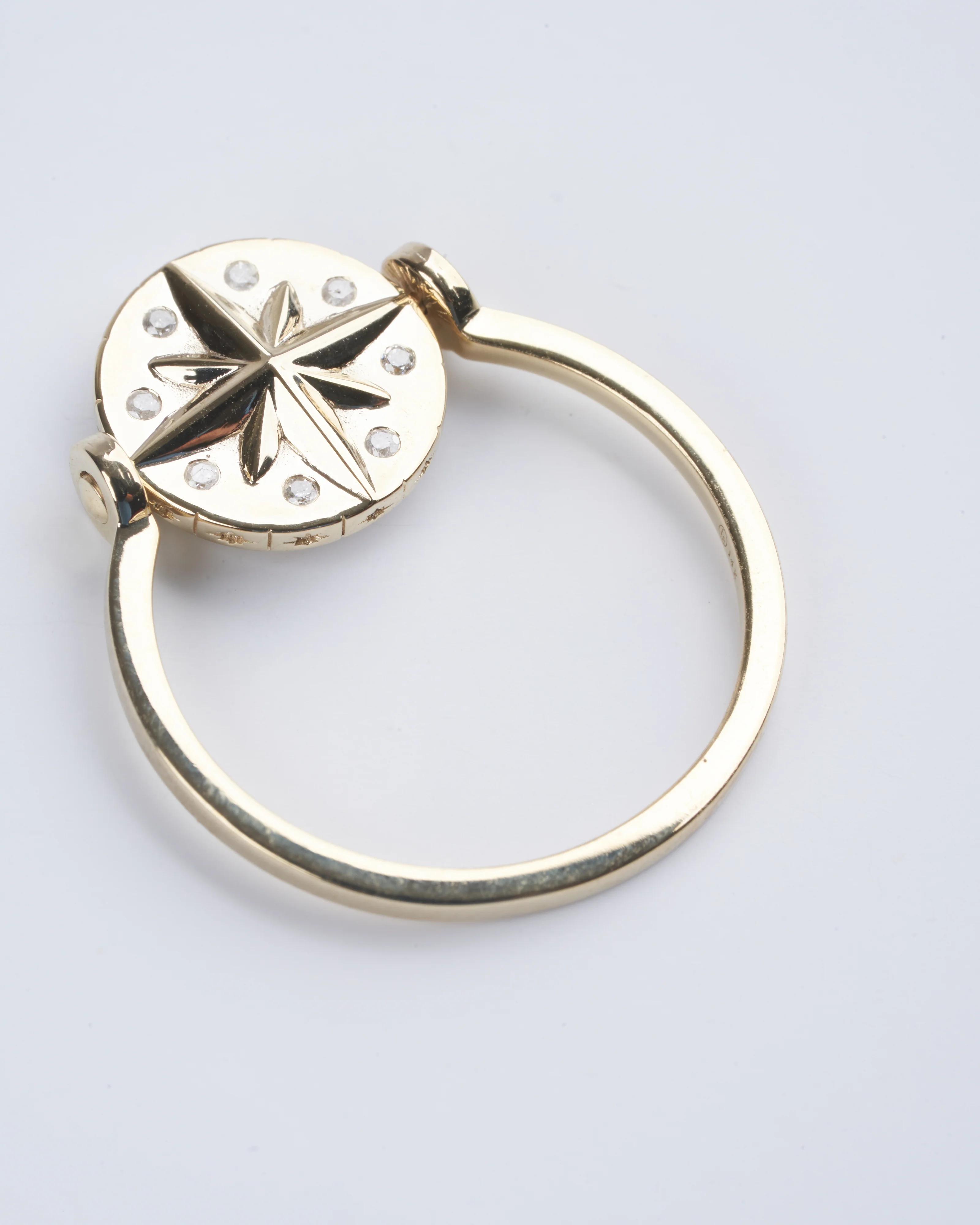 shooting star engraved flip ring - Image 4