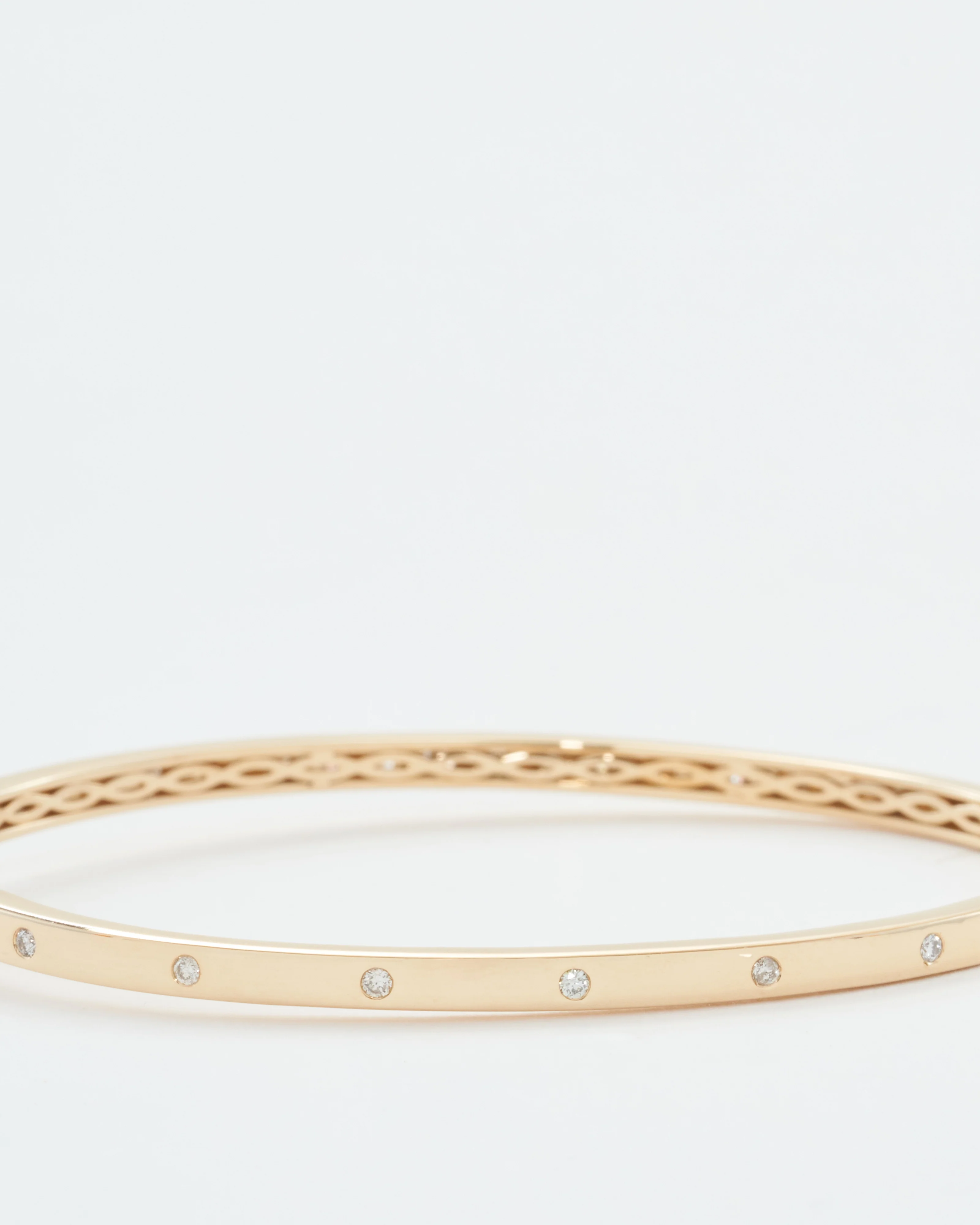 timeless graduated diamond bangle - Image 3