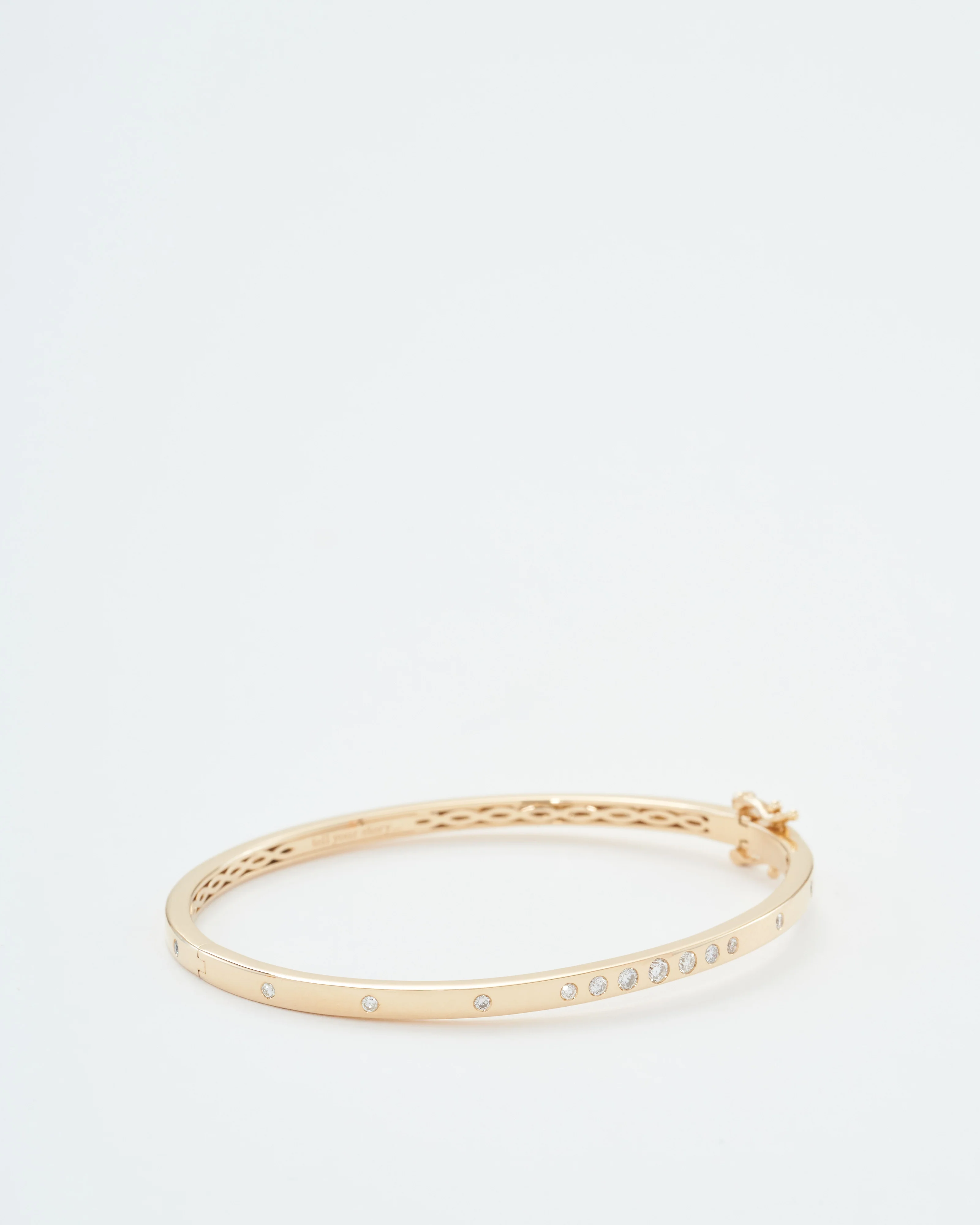 timeless graduated diamond bangle - Image 6