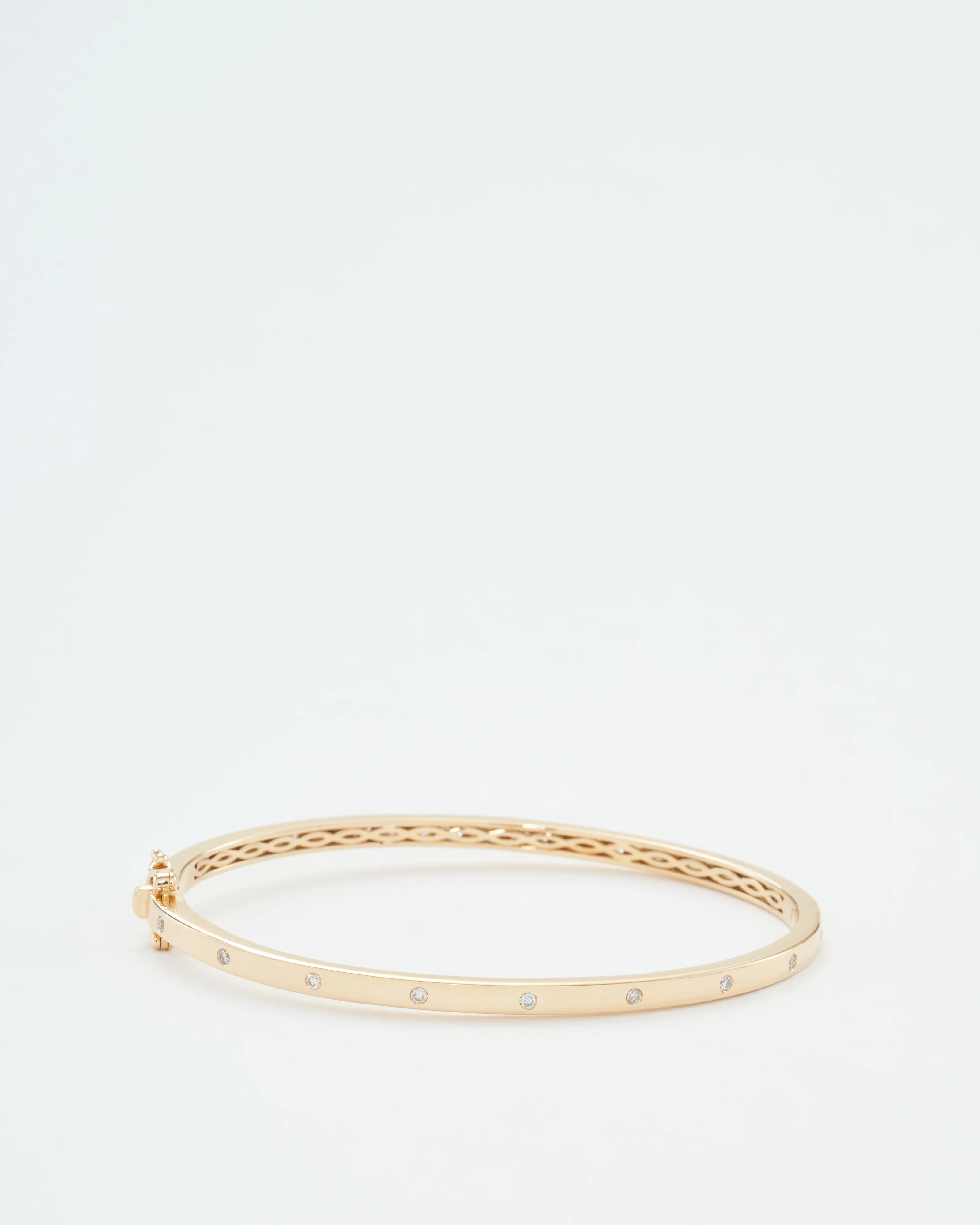 timeless graduated diamond bangle - Image 8