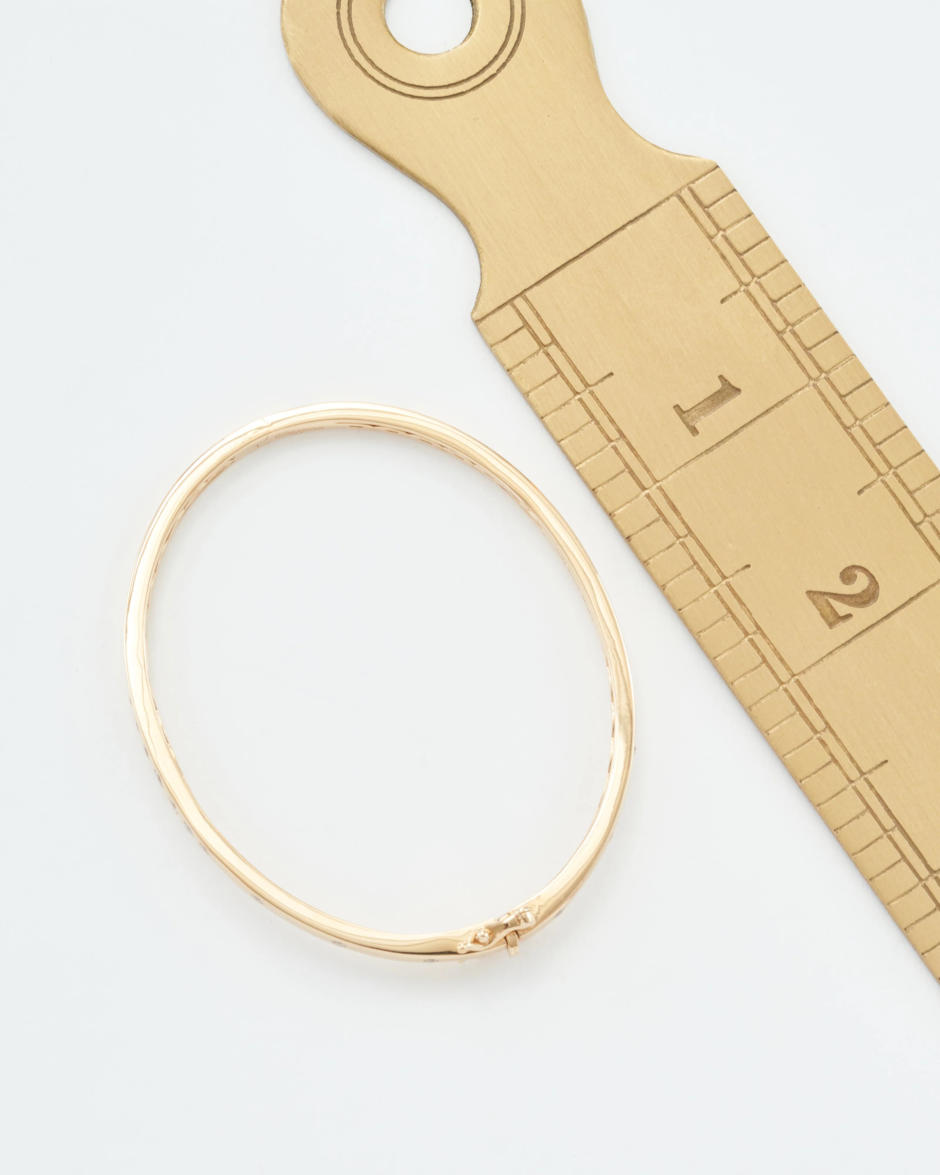 timeless graduated diamond bangle - Image 9