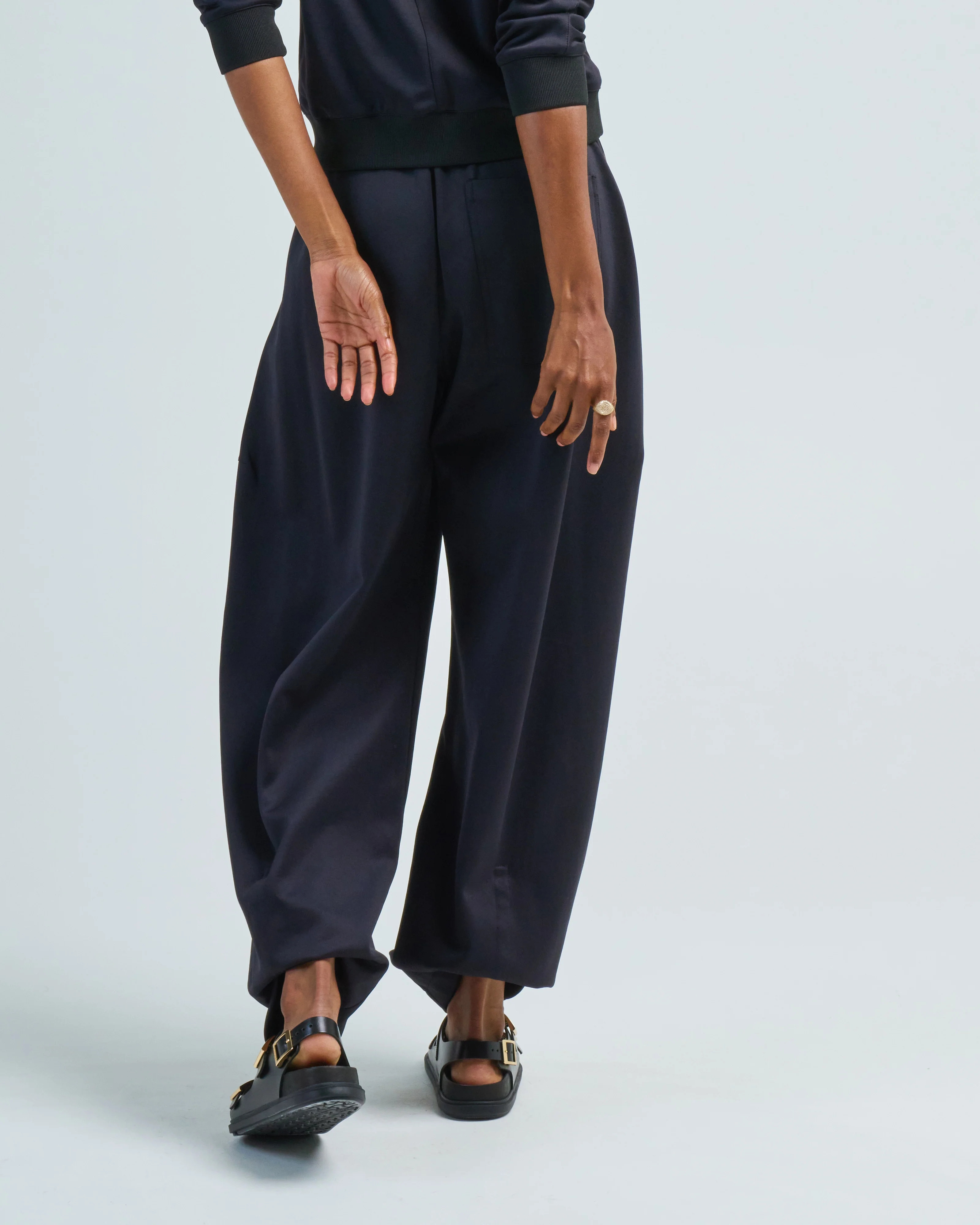 active knit winslow pant with stripe - Image 3
