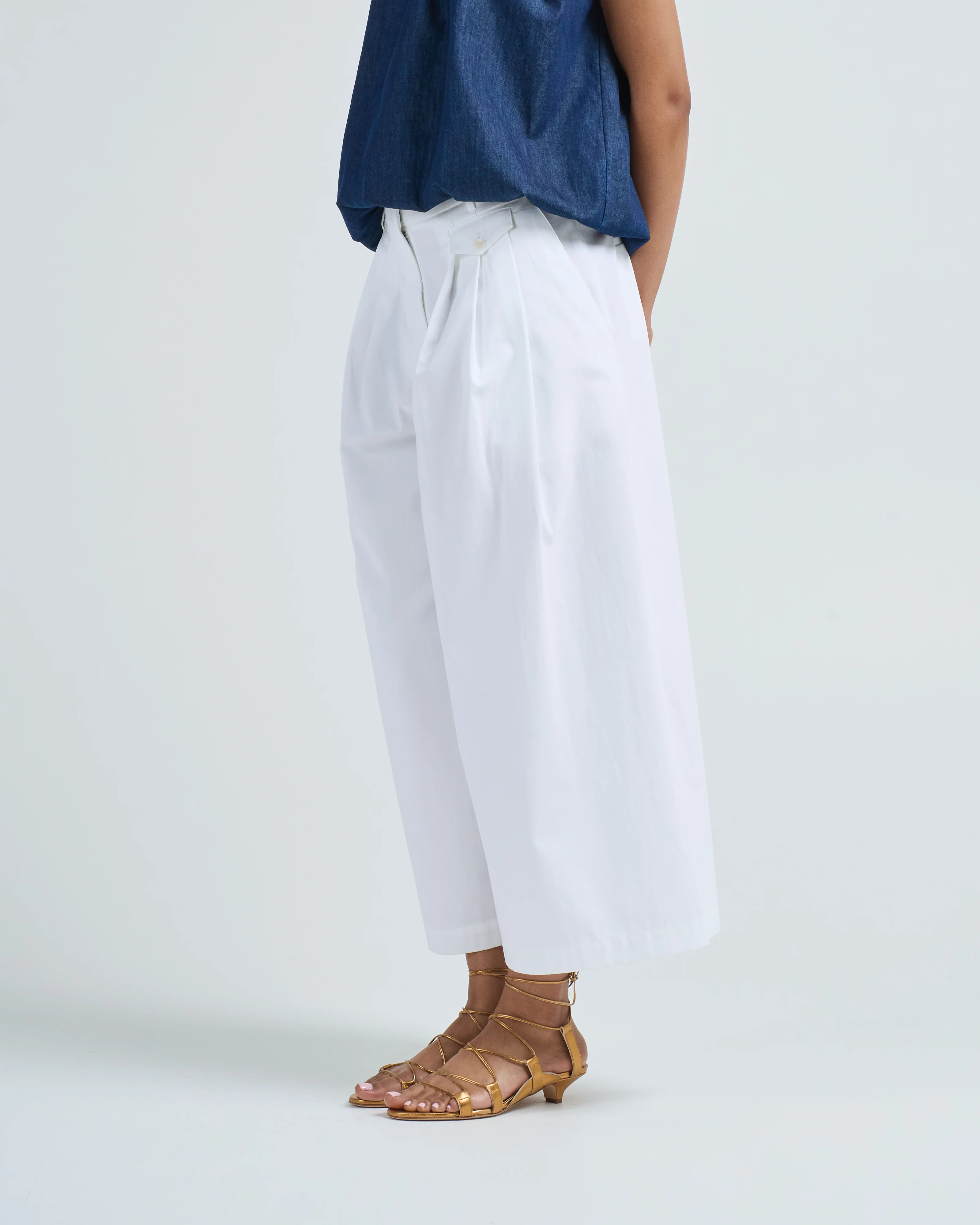bio twill triple pleat cropped pant - Image 3