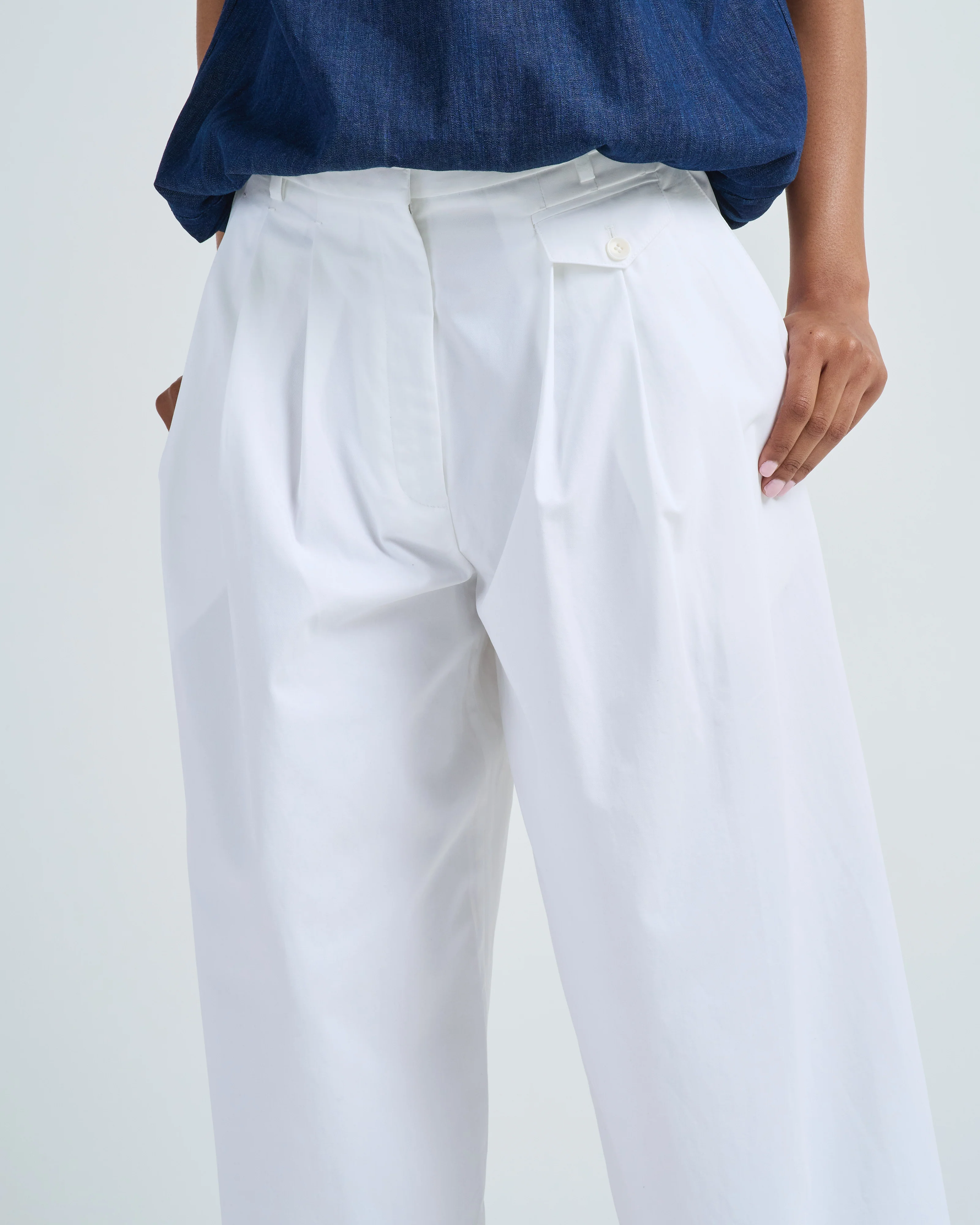 bio twill triple pleat cropped pant - Image 5