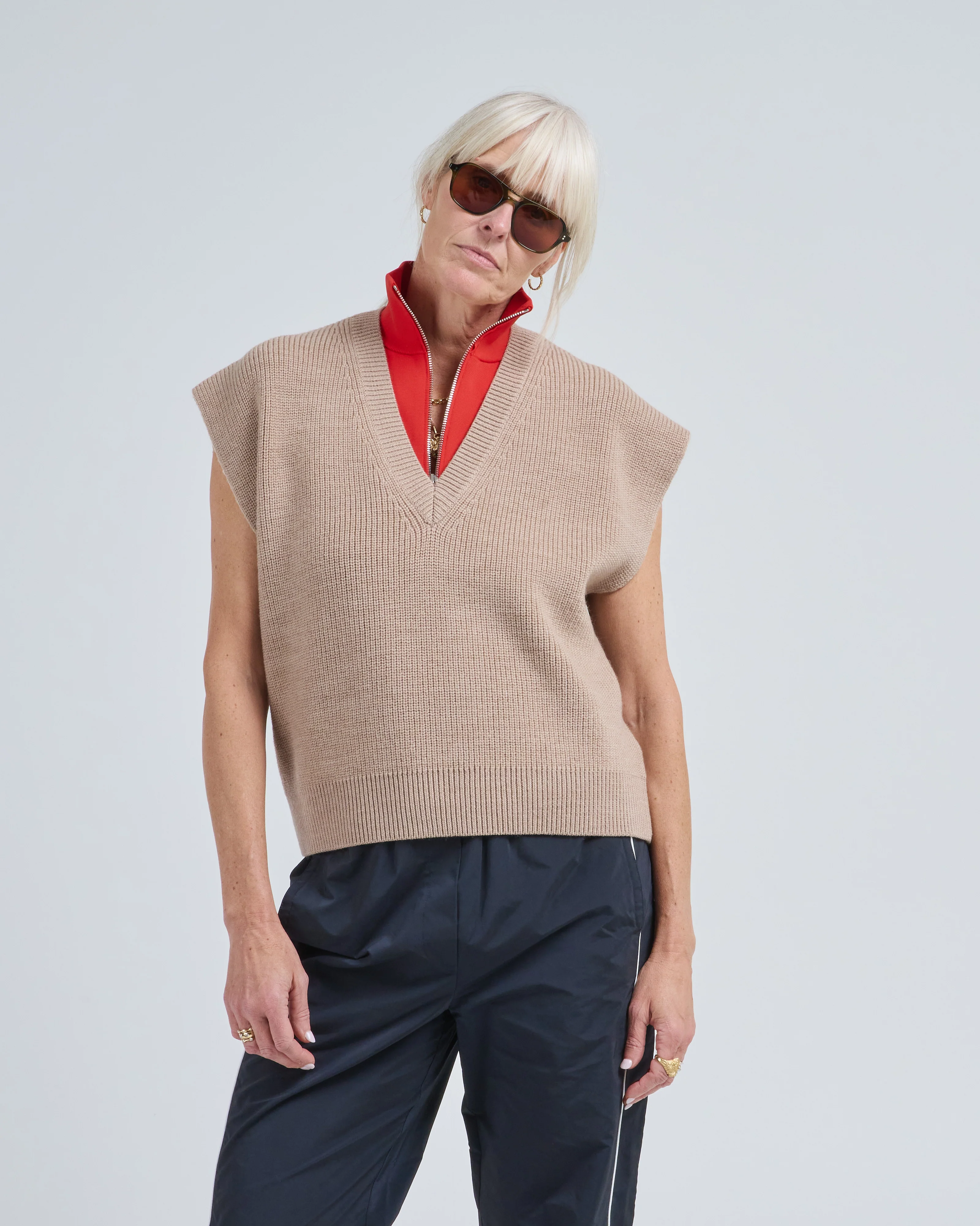 cardigan stitch sweater vest with removable dickie - Image 3