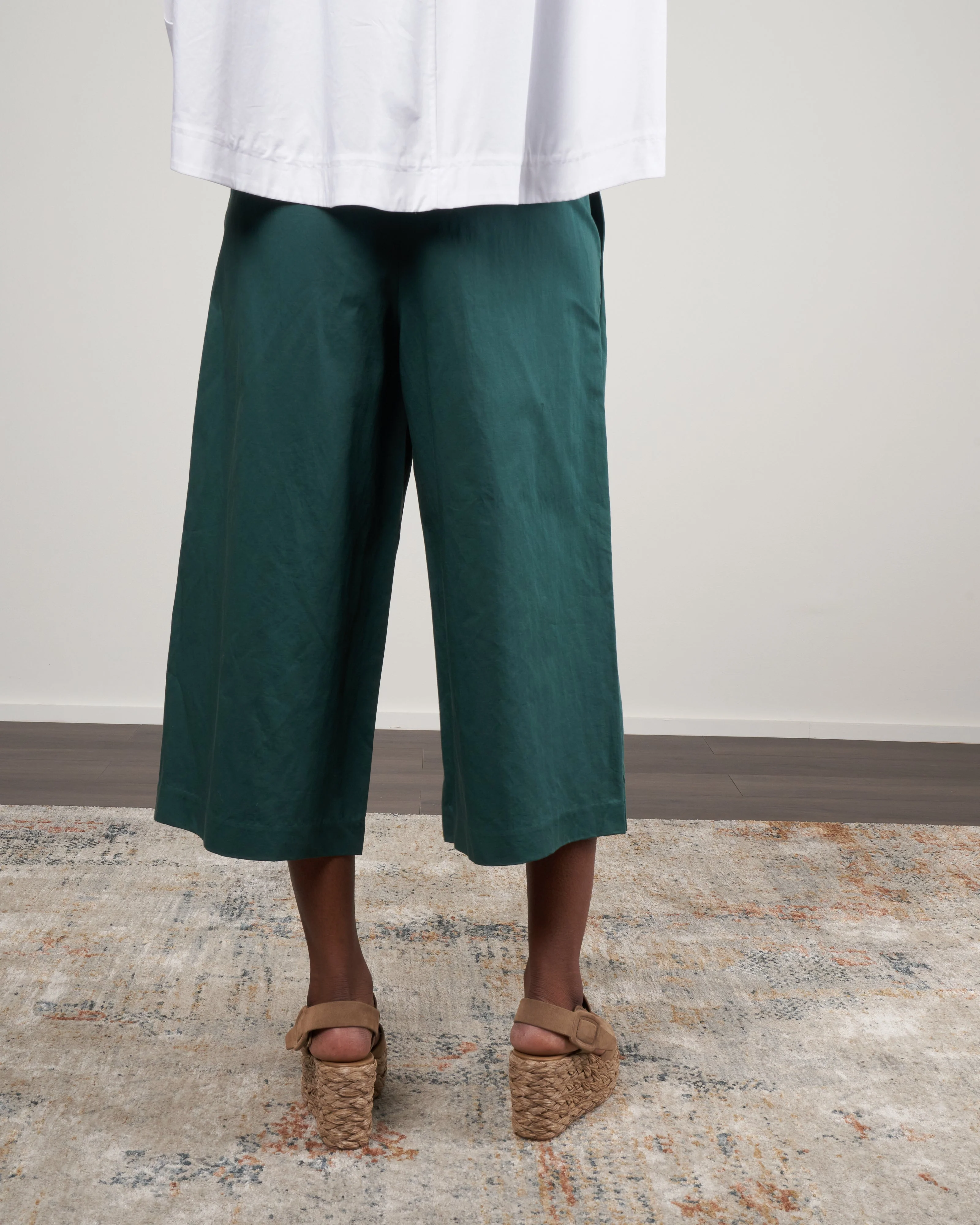 cotton linen sateen pleat culotte - carson green - Image 4